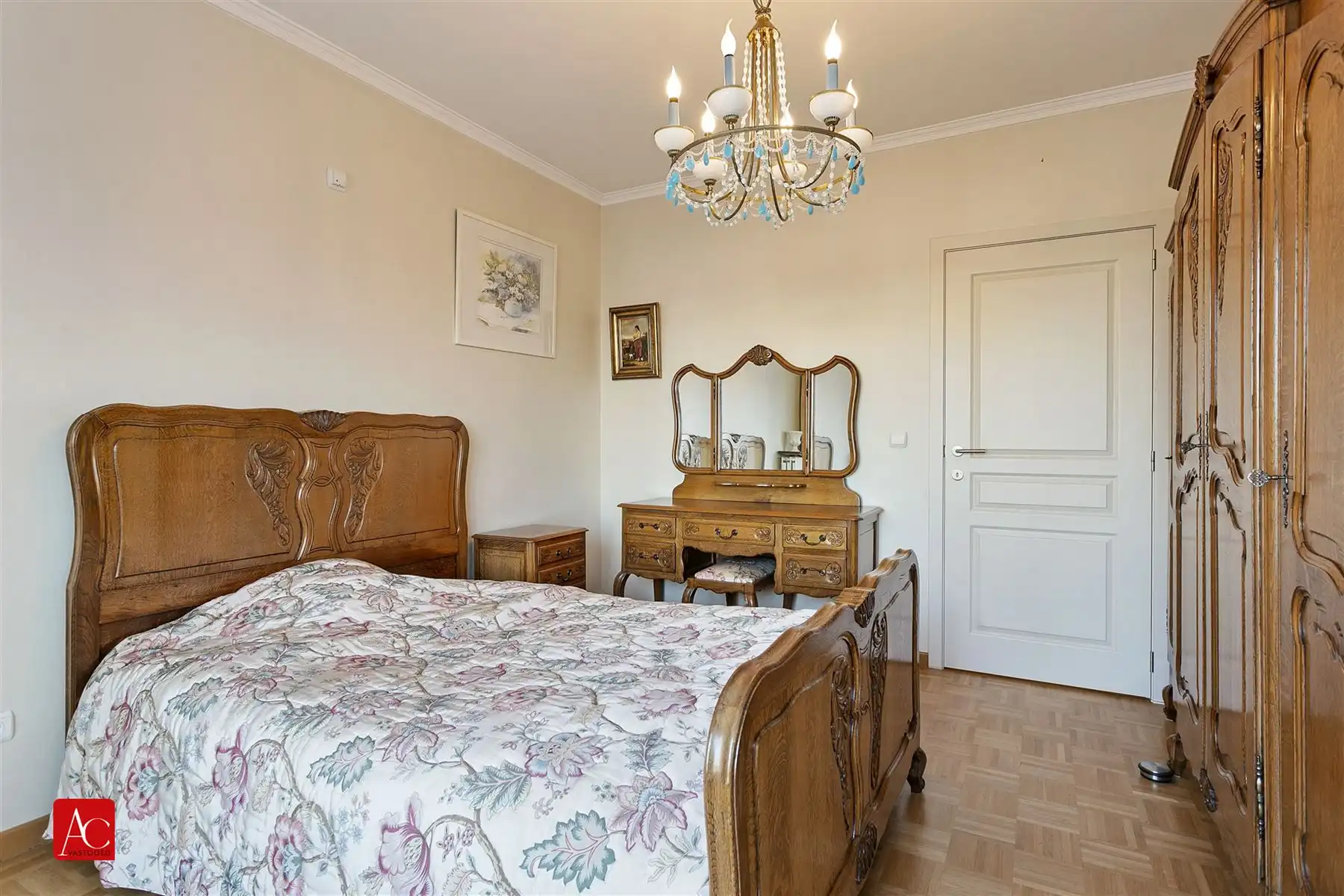 Appartement 1ste verdieping met ondergrondse garage foto 17