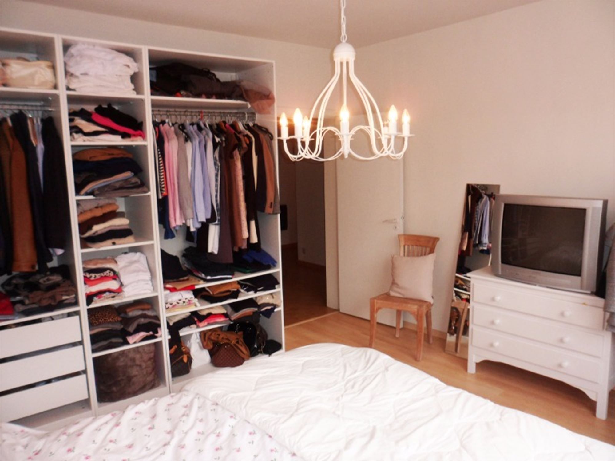 Appartement met terras foto 9