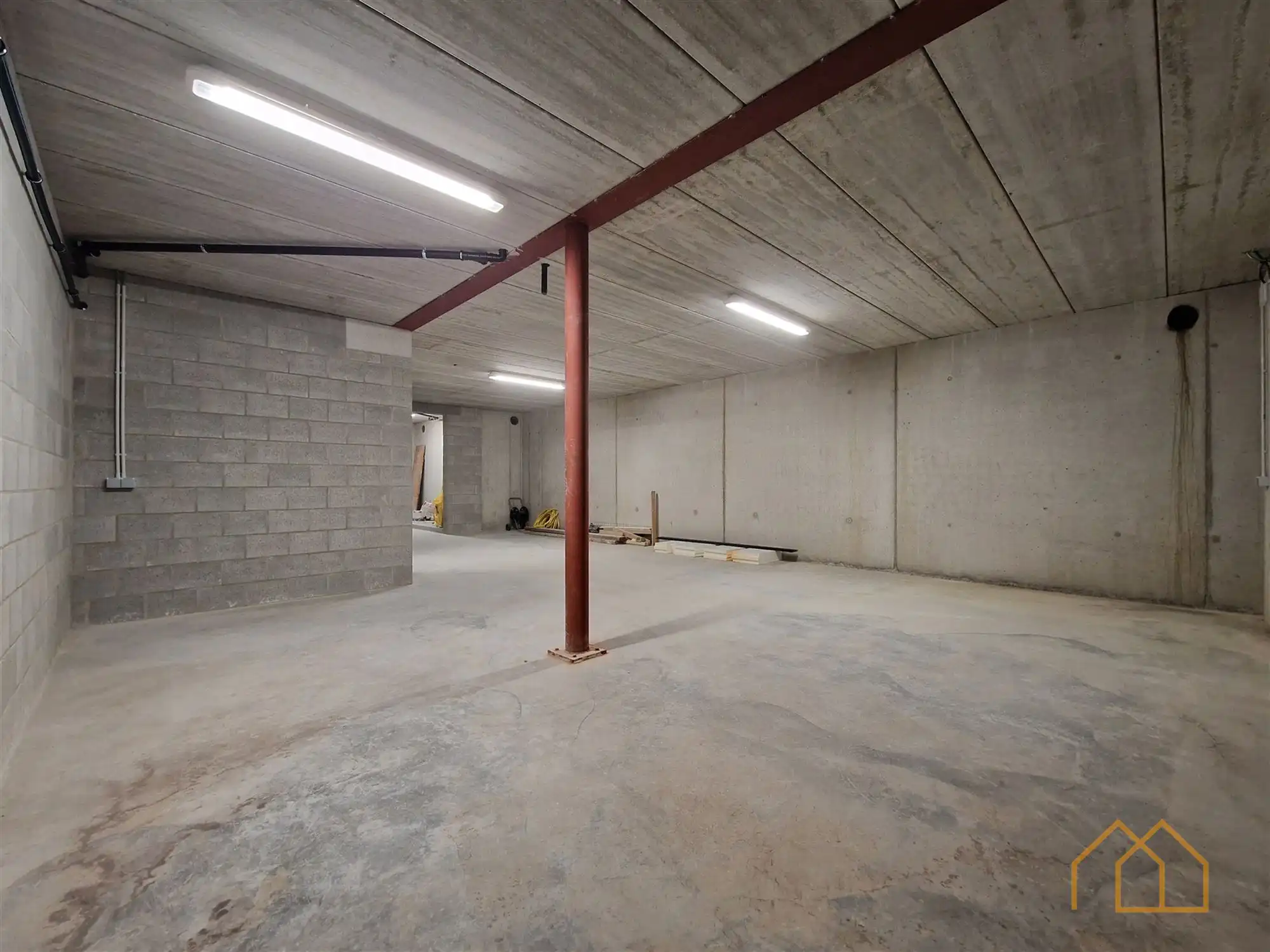 Moderne nieuwbouw met tuin en 3slk foto 22