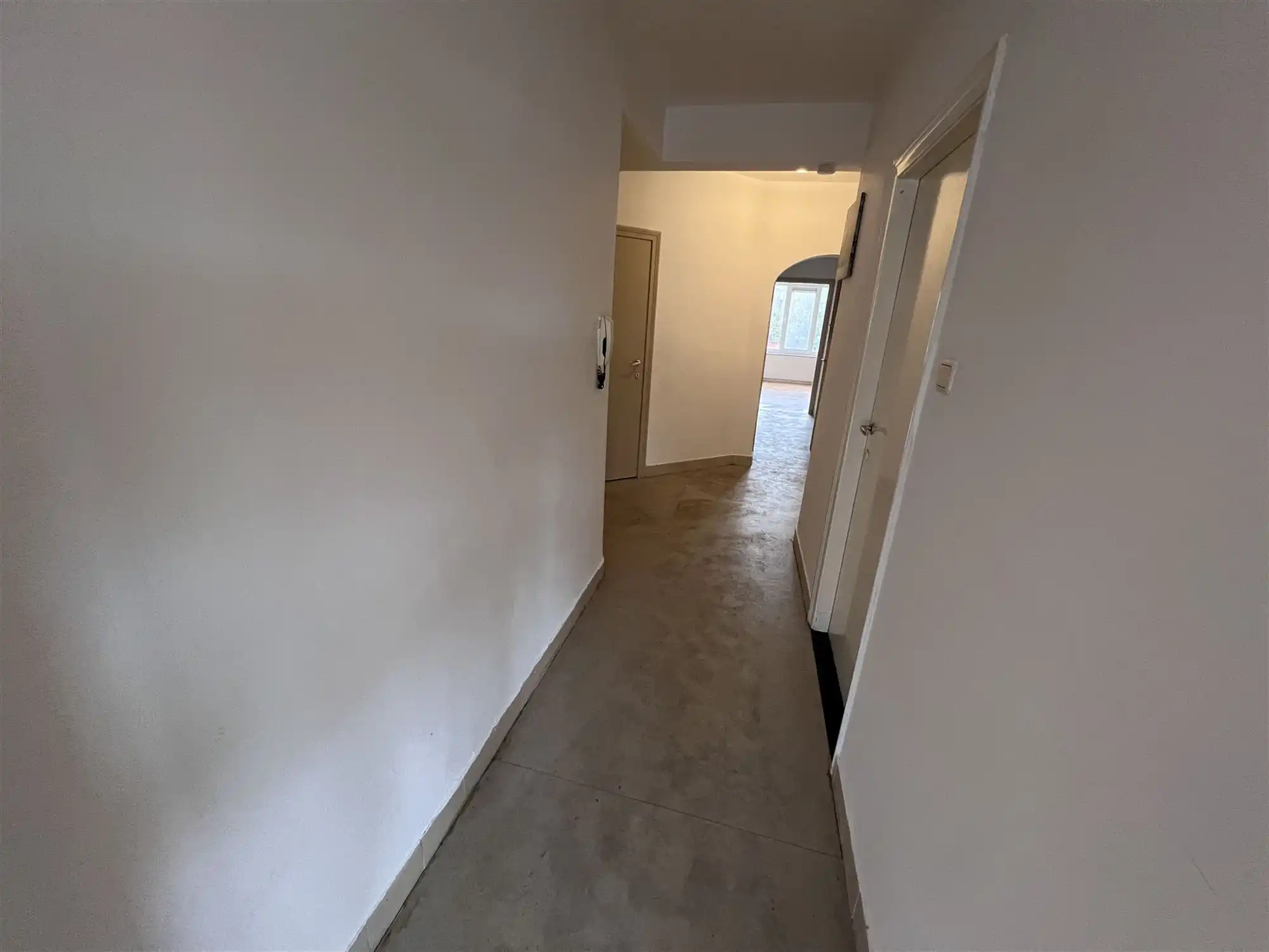 Opbrengsteigendom met 4 appartementen en tuin foto 4