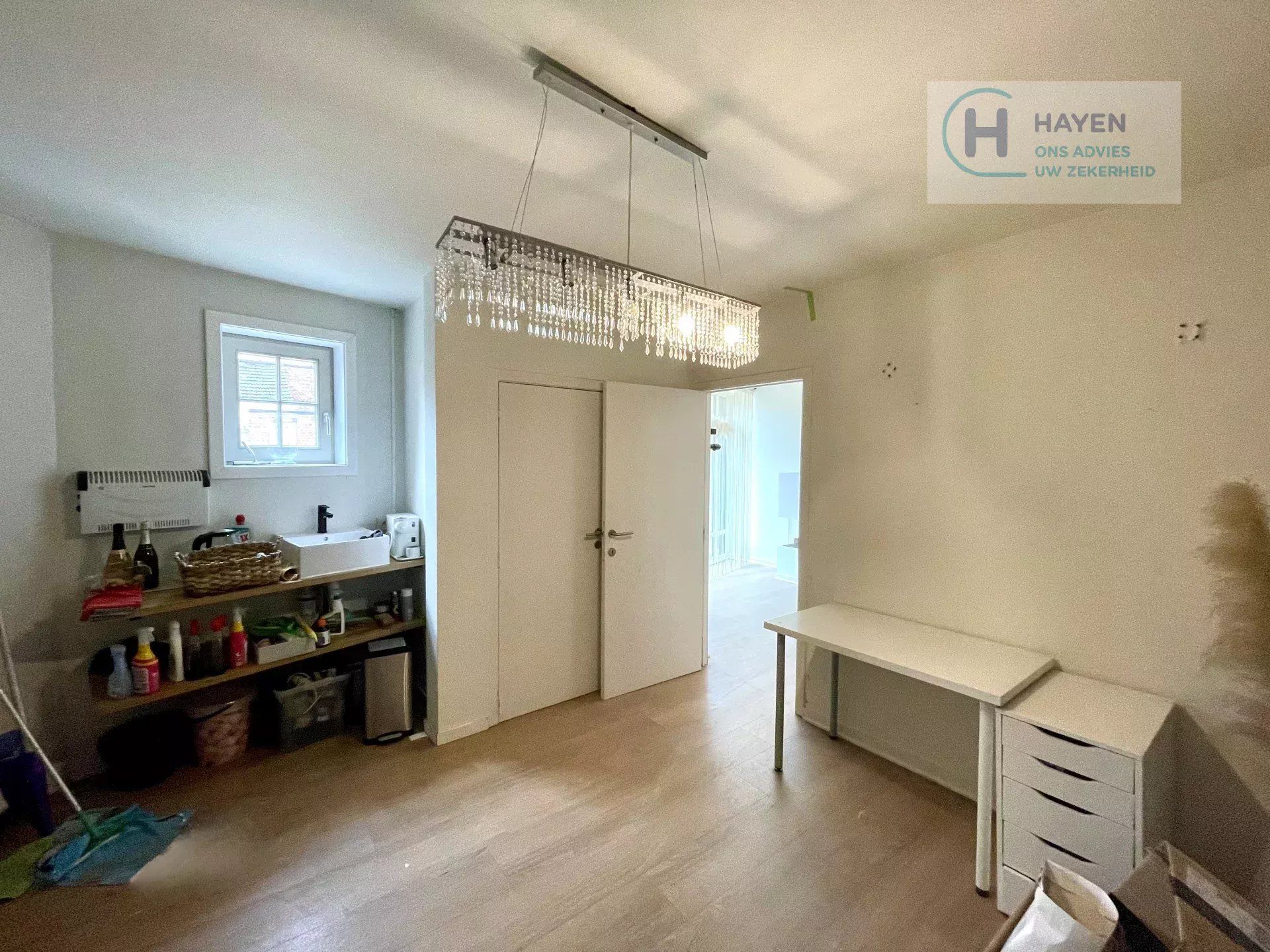 Commerciële hoekwoning met sterke zichtlocatie foto 13