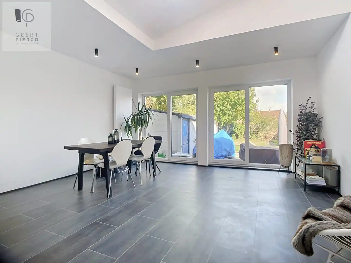 Charmante woning met drie slaapkamers, kelder en tuin op rustige ligging in Landen foto 7