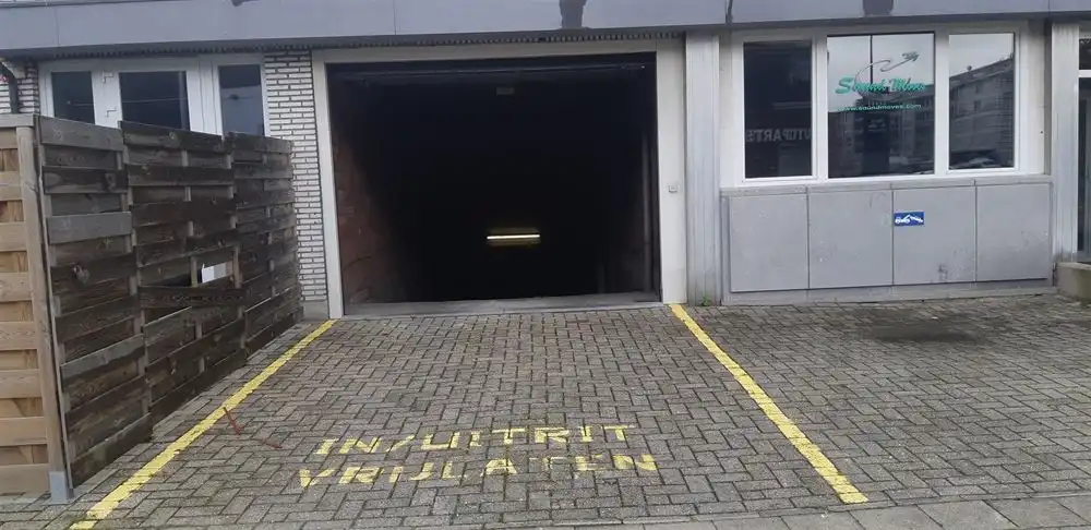 Garagebox te Deurne foto 5