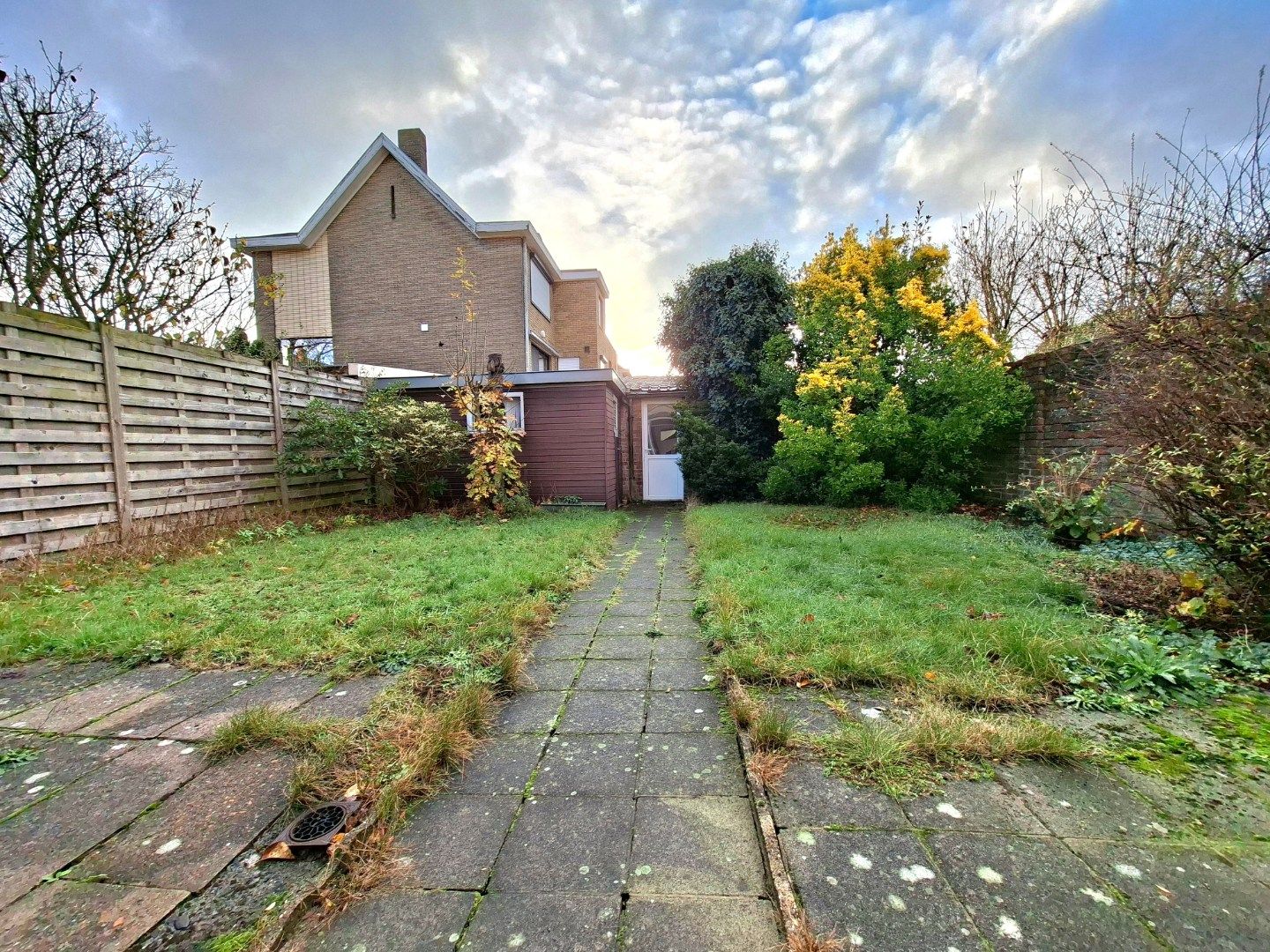 Ruime goed gelegen woning  foto 9