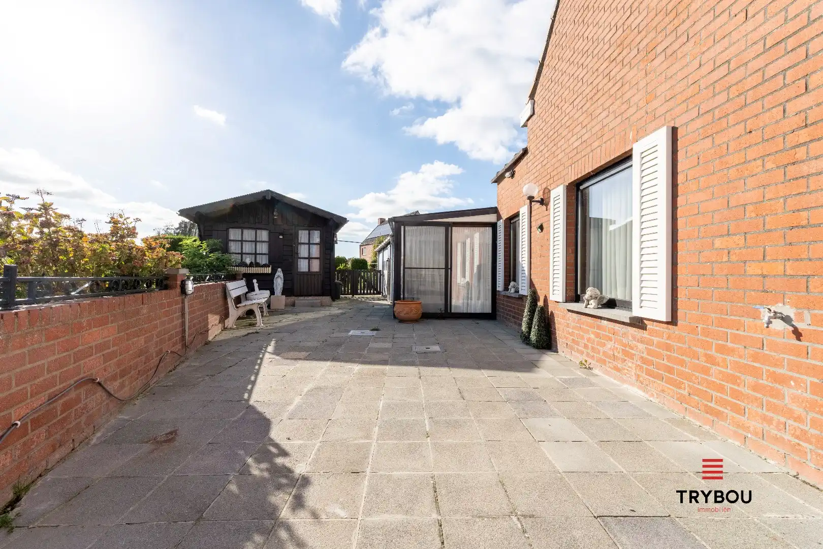 Verrassend ruime woning aan de rand van Houthulst op ruim perceel van 720m². foto 27