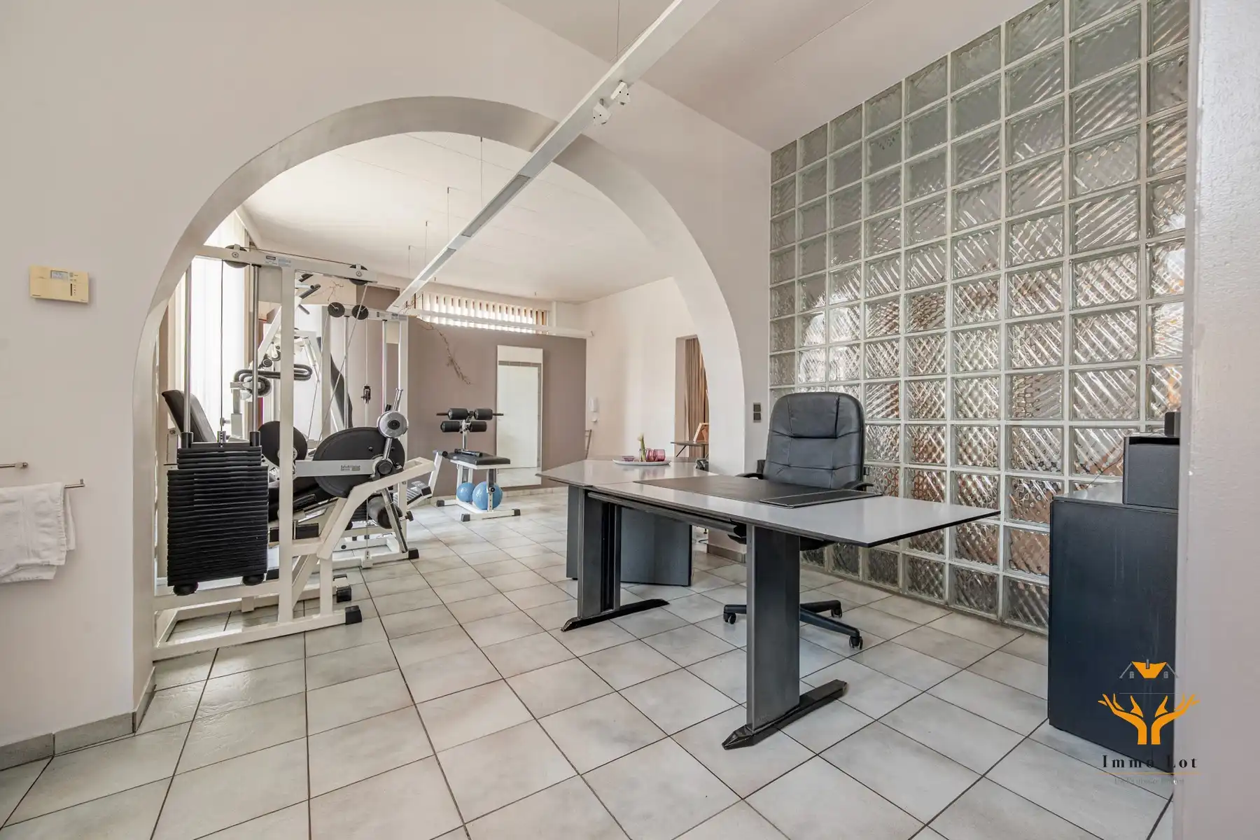 Zeer ruime woning in het centrum van Baasrode foto 23