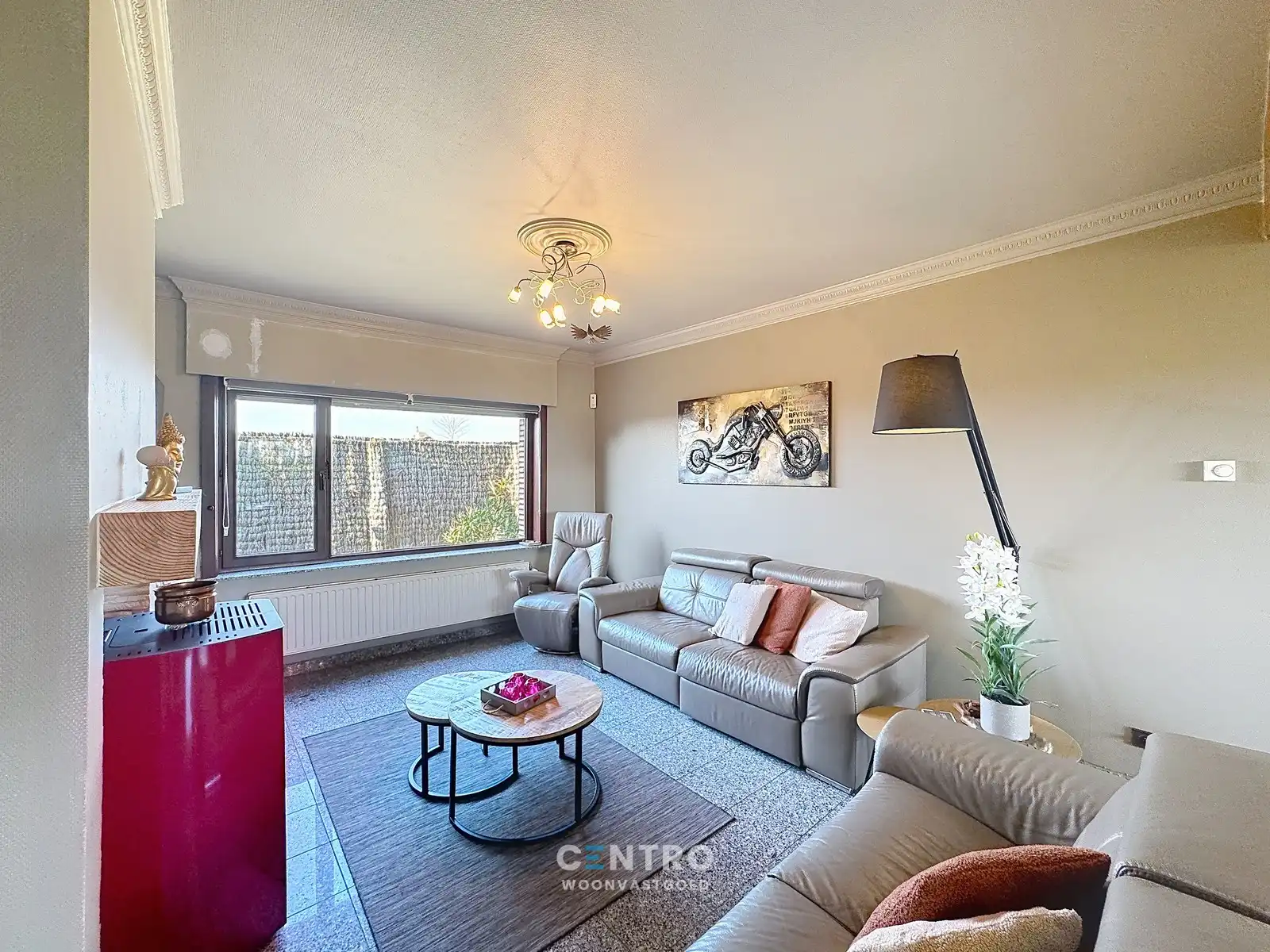 Woning met magazijn op interessante ligging te Gistel! foto 4