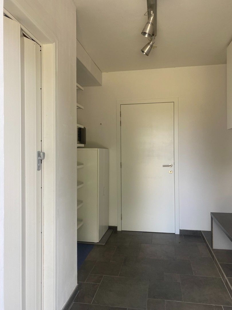 Topper! Instapklare ruime halfopen woning foto 12