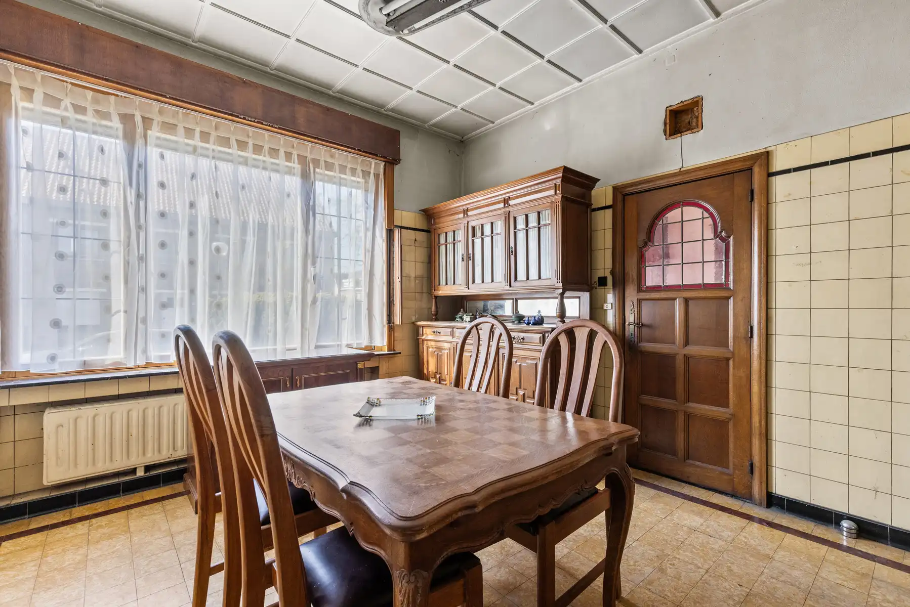 Zeer ruime te renoveren burgerwoning in Brugge! foto 6