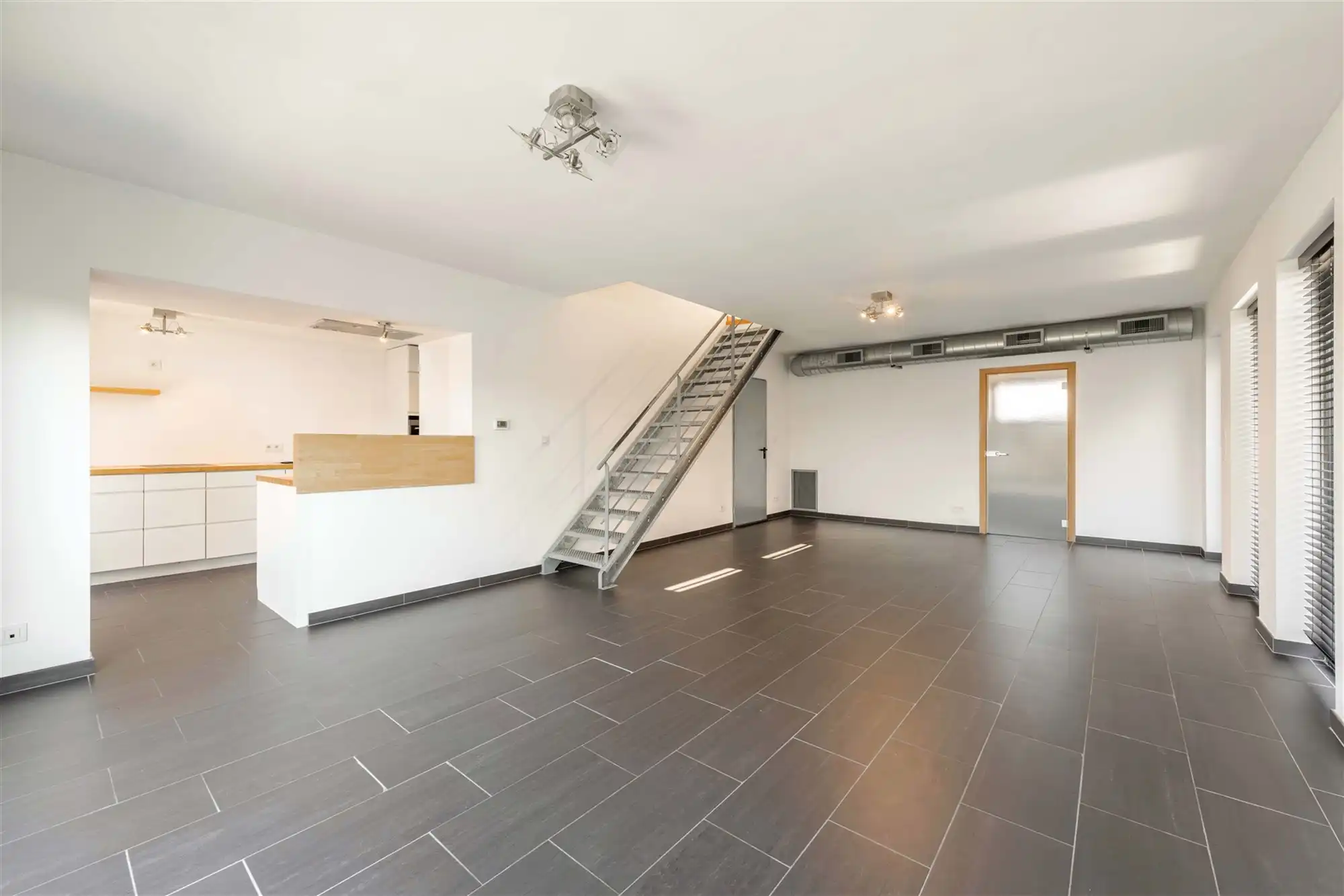Woning met 3 slps, garage en tuin op 696 m² foto 6