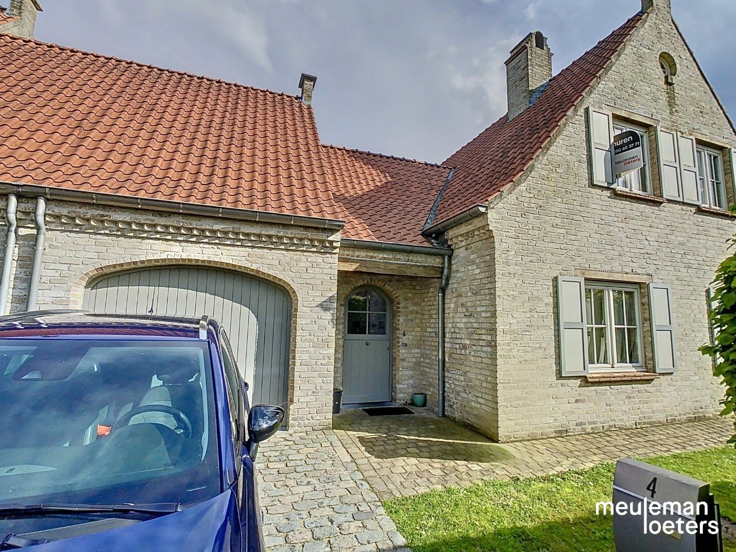 Ruime woning op rustige ligging foto {{pictureIndex}}