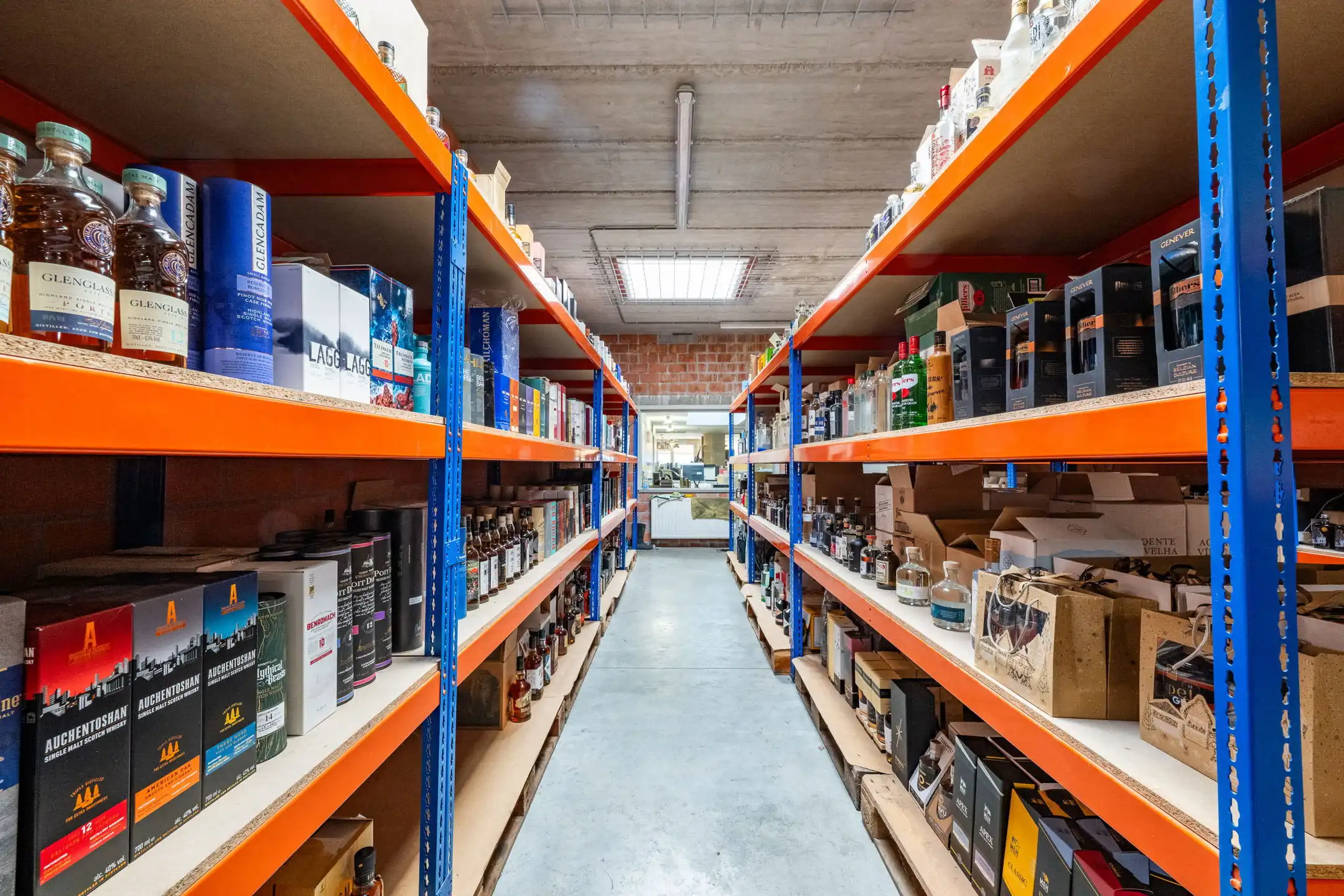 Commerciële ruimte te huur foto 16