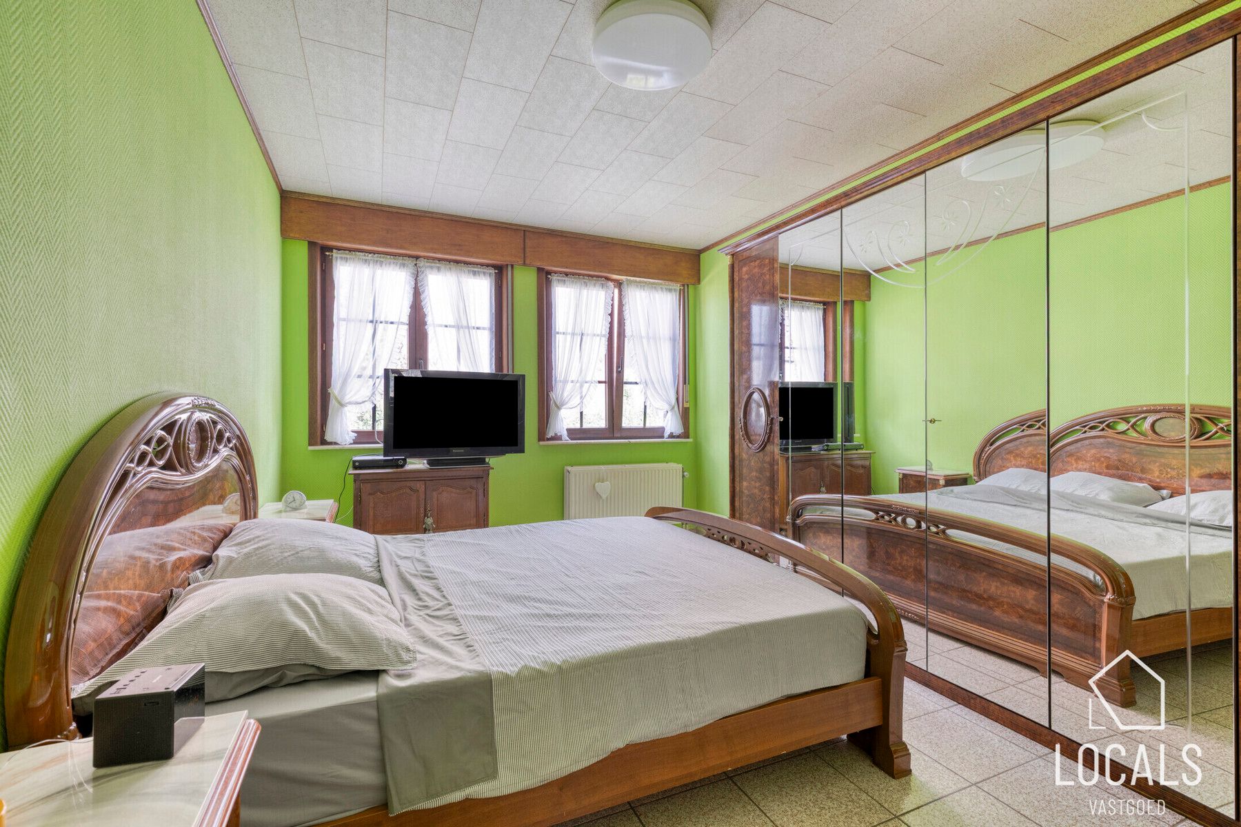 Zeer goed onderhouden ruime open bebouwing te Kerksken foto 13