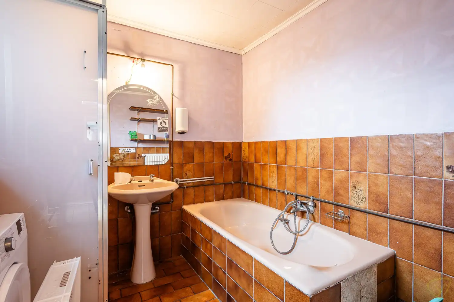 Statige woning met ruime tuin in het centrum van Kaprijke foto 8