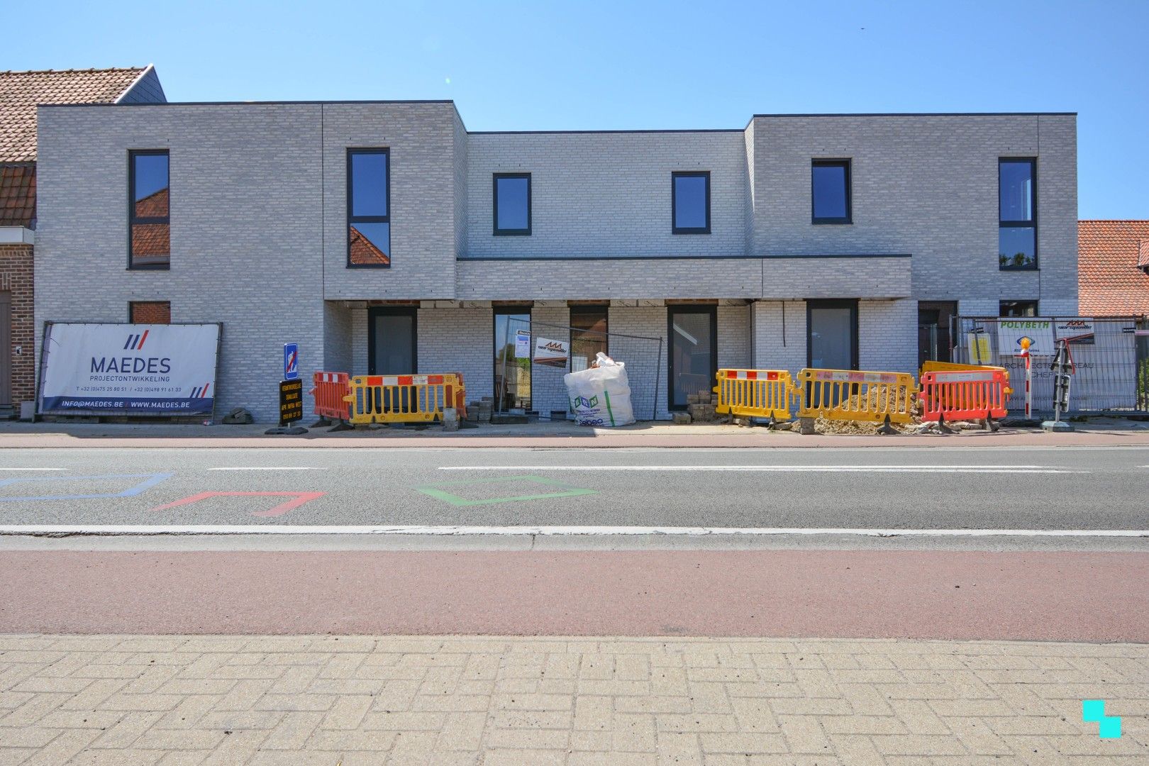 Halfopen nieuwbouwwoning met carport te Sleihage foto 3