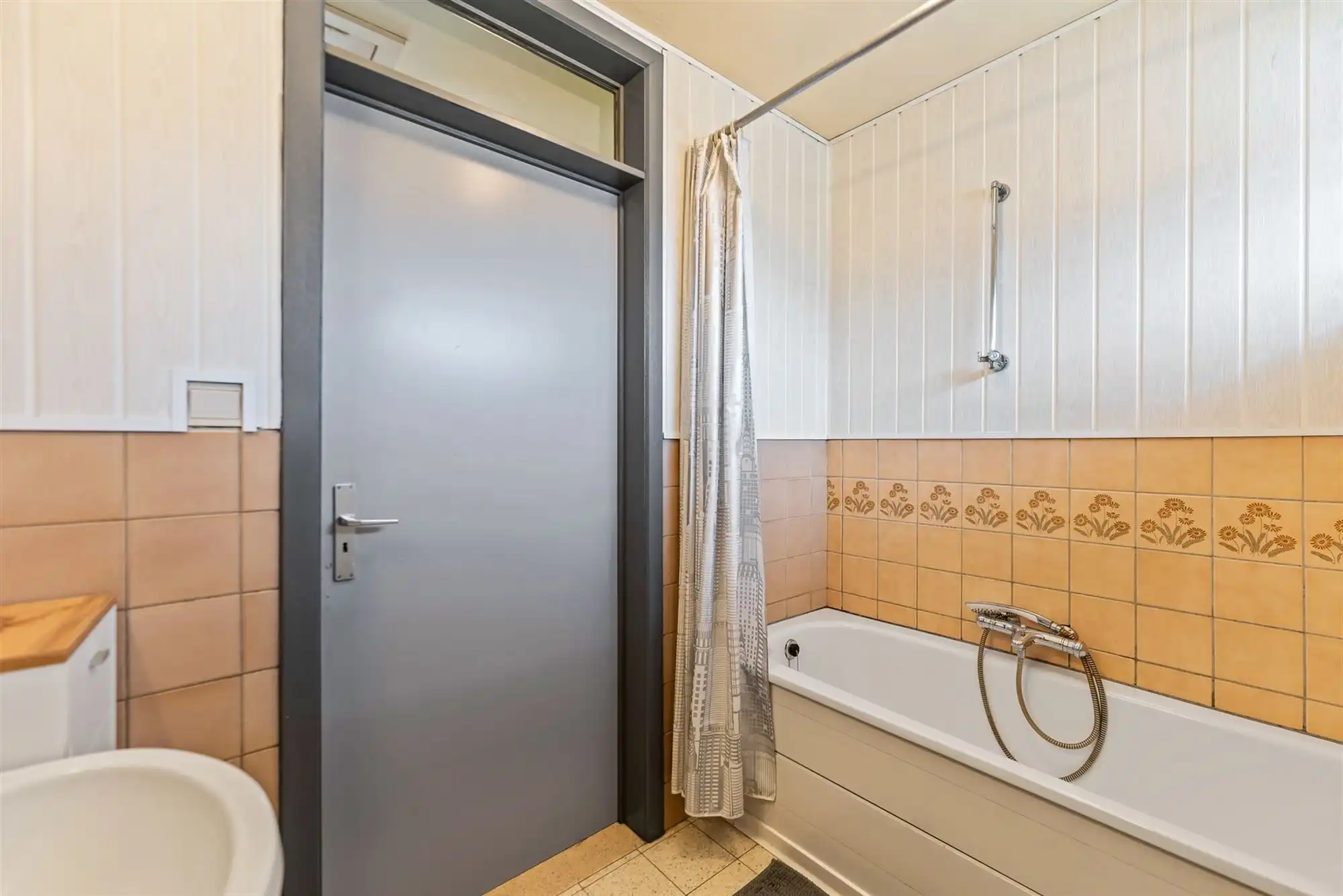 OP TE FRISSEN WONING MET 3 SLAAPKAMERS TE PAAL foto 15