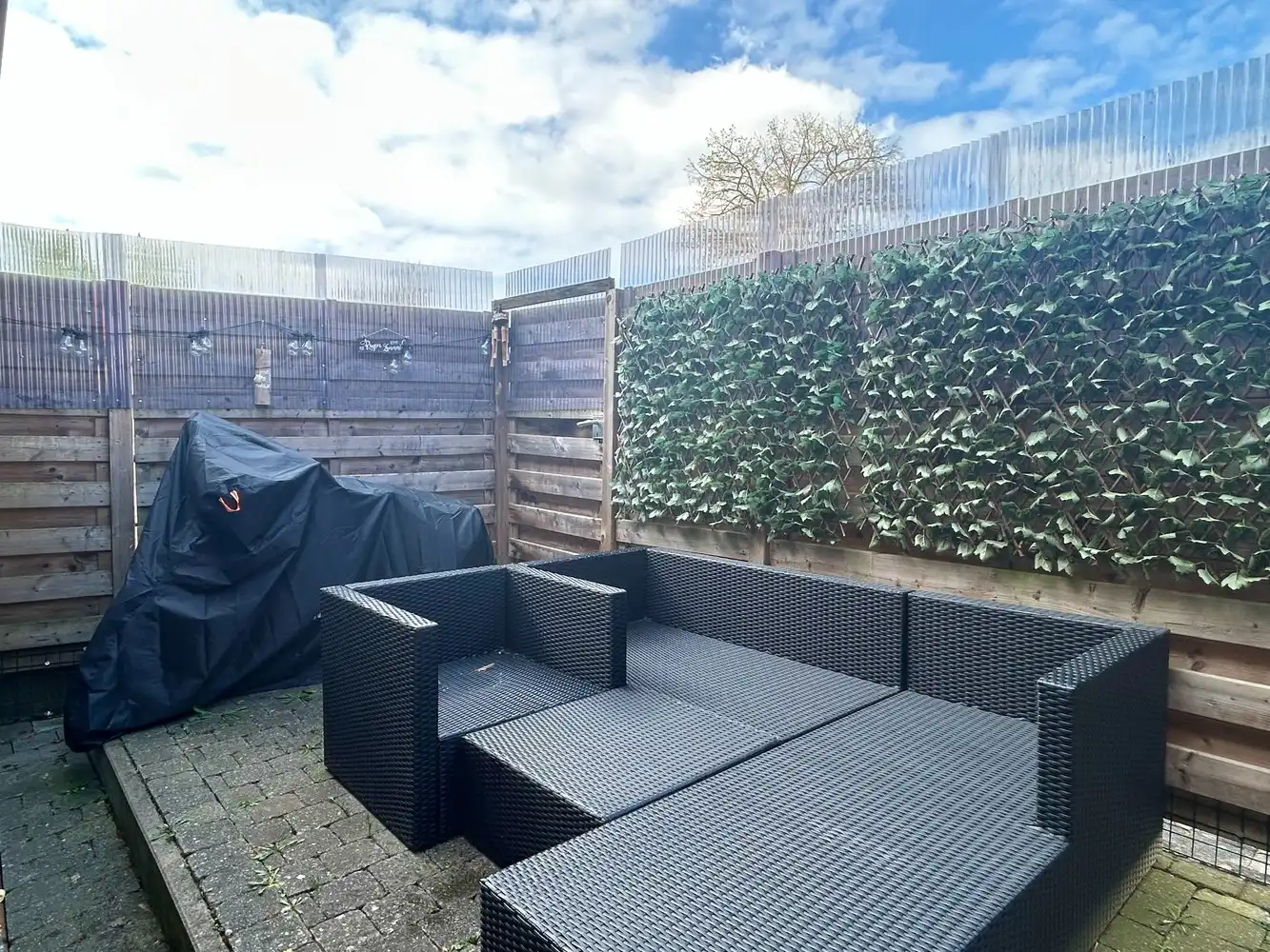 Instapklaar gelijkvloers appartement met privatieve tuin en garage in hartje Kessel-Lo foto 17