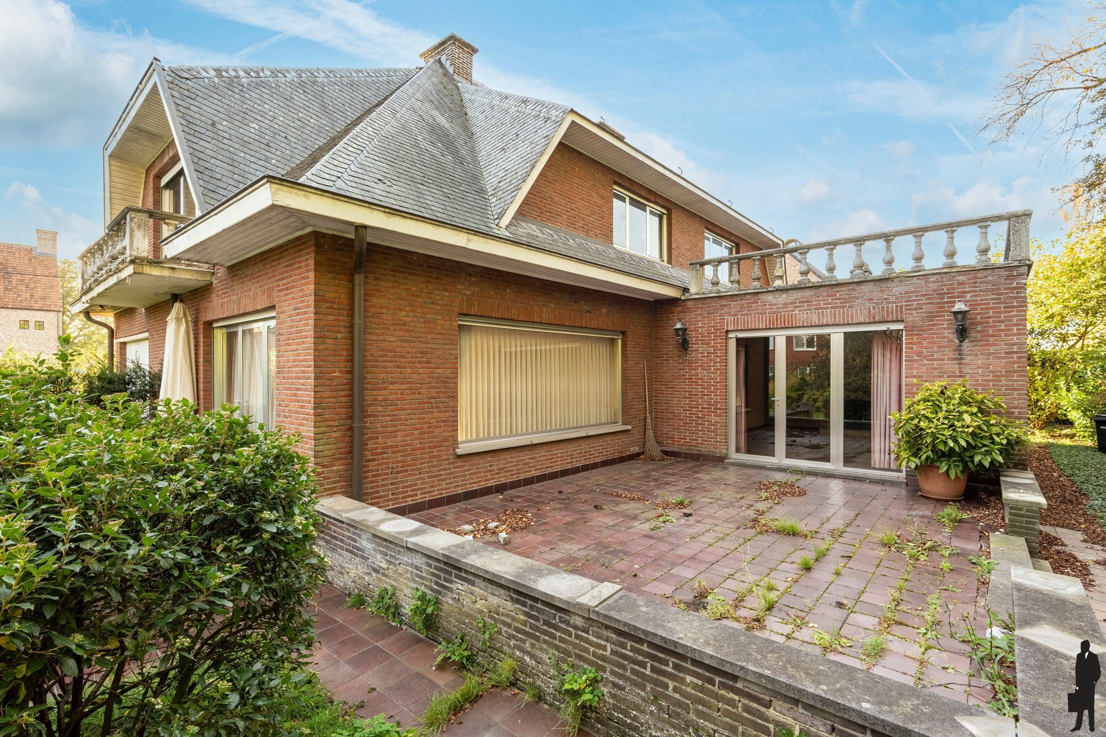 Te renoveren villa met weiland en verkavelingspotentieel foto 15