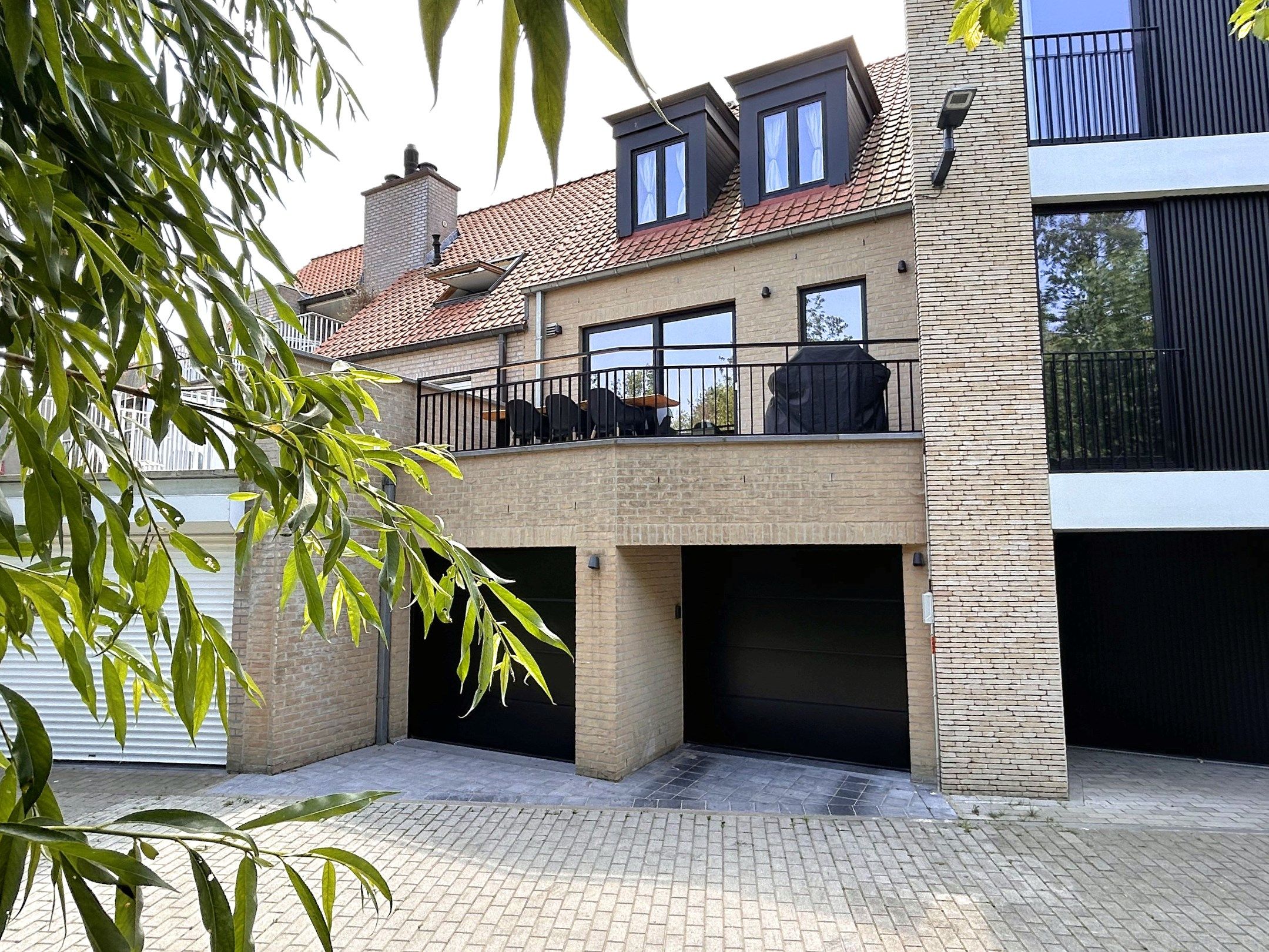 ()=>{if(producerUpdateValueVersion(node),producerAccessed(node),node.value===ERRORED)throw node.error;return node.value} Knokkestraat 341 - - 8300 Knokke