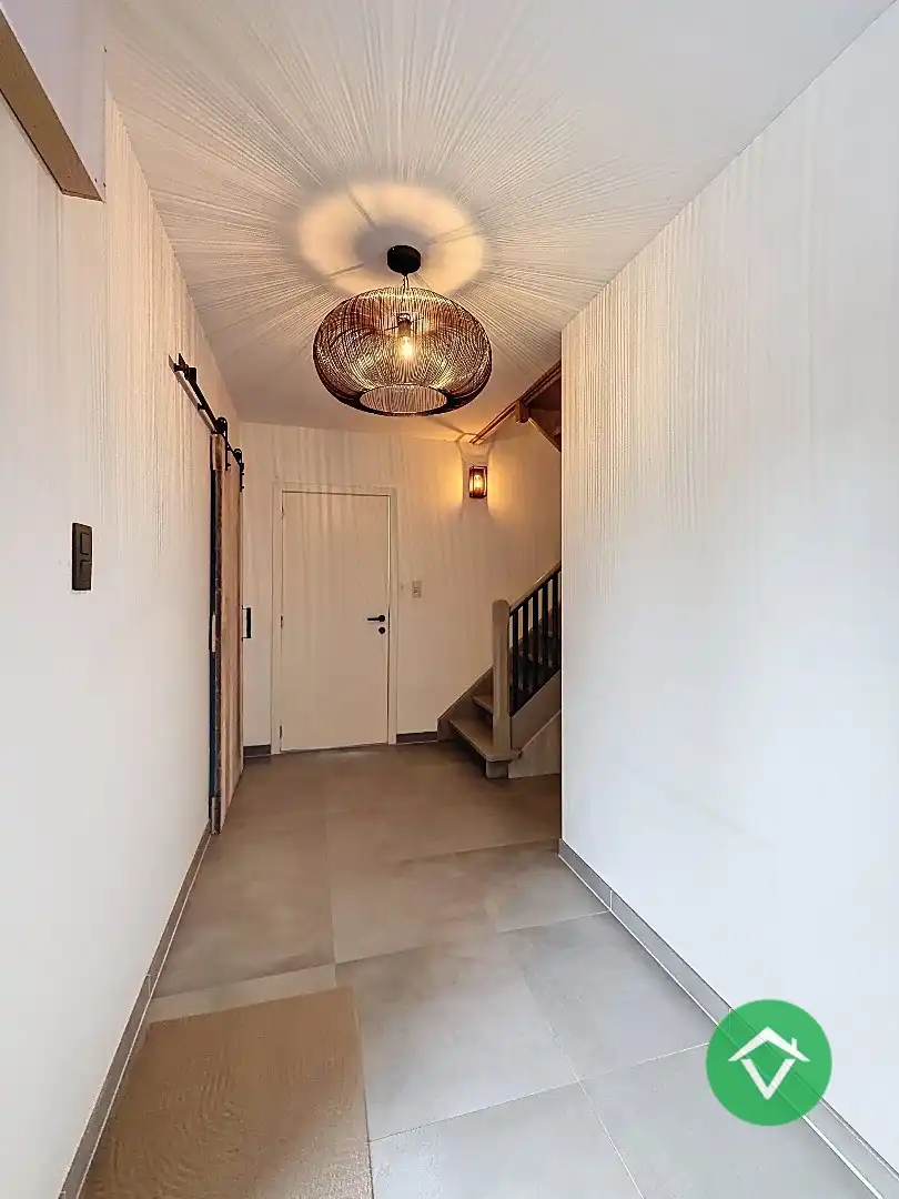 Instapklare woning met 3 slaapkamers en garage te Koekelare  foto 4