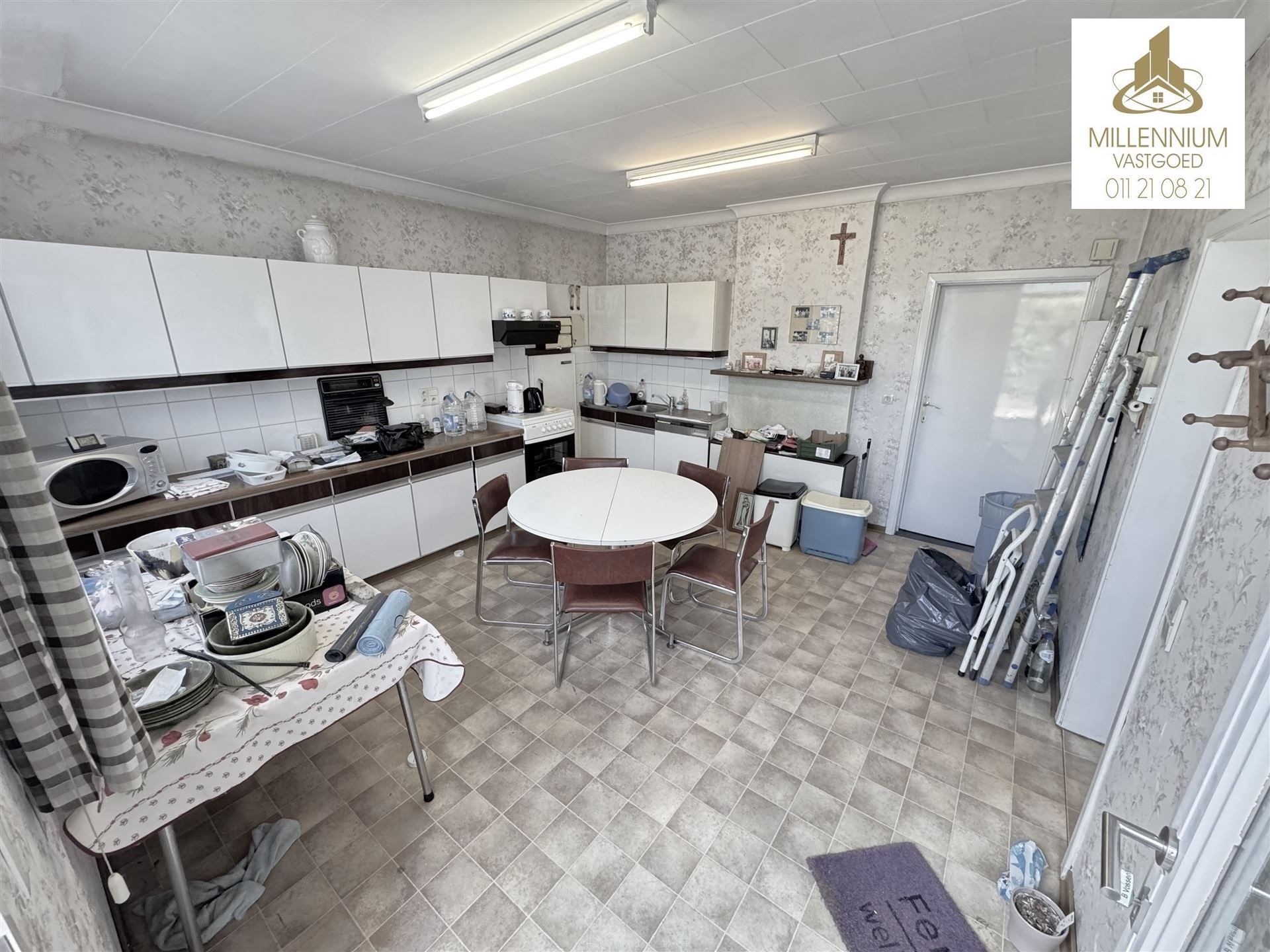 Ruime 5-Slaapkamerwoning te Bilzen 10a 13ca foto 6