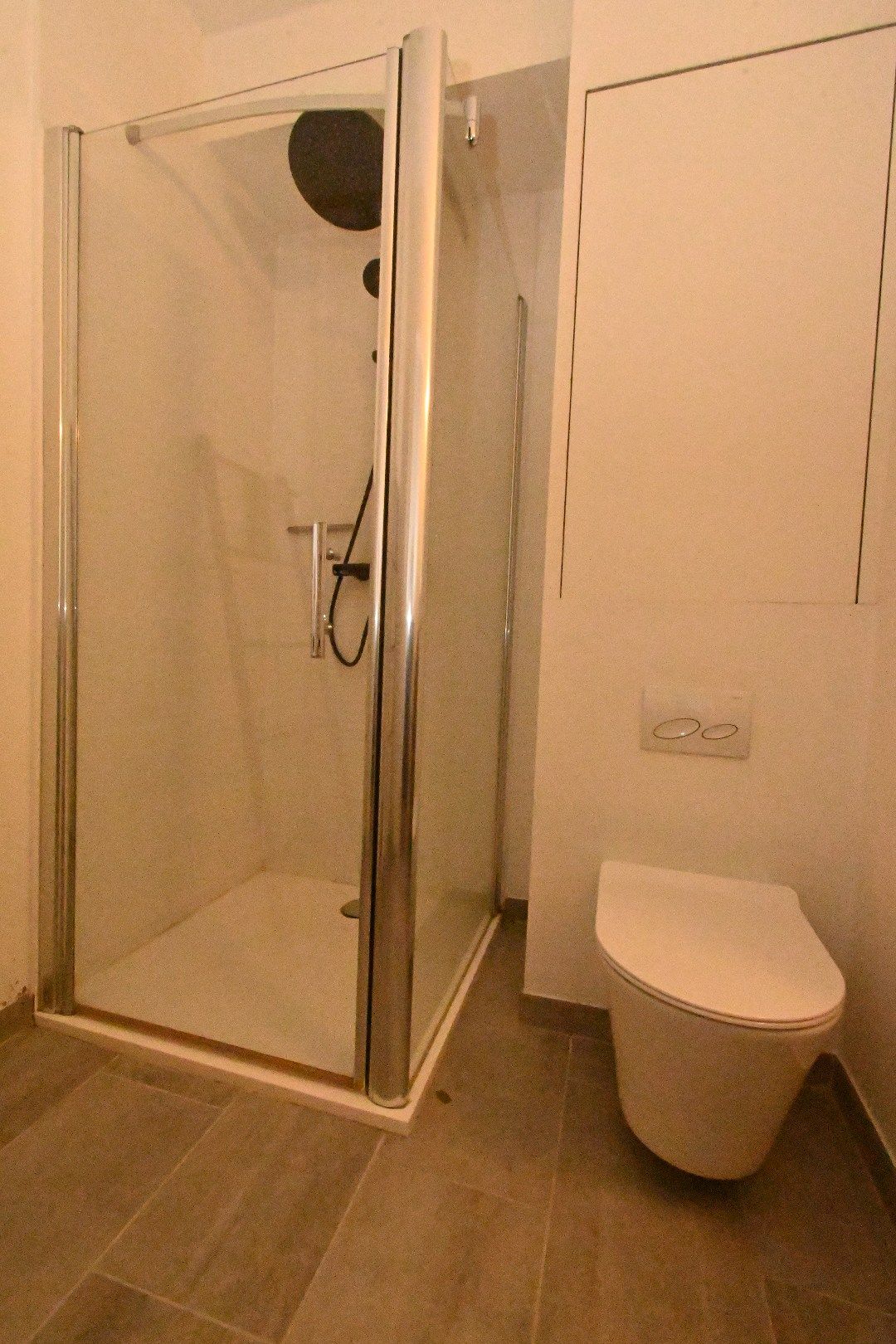 Dakappartement met 2 slaapkamers gelegen dorpskern Knesselare foto 14