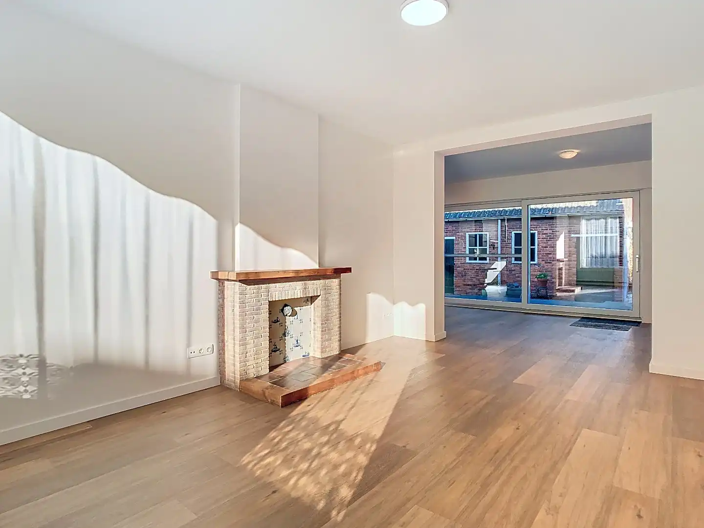 Landelijk wonen in dorpskern   foto 9