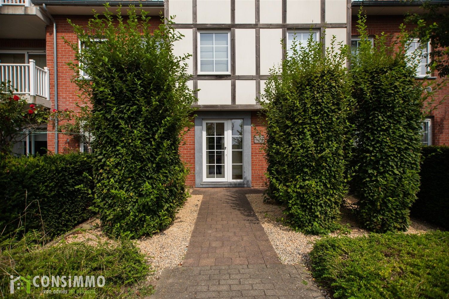 Karaktervol appartement met 2 slaapkamers in Genk-Zwartberg foto 3