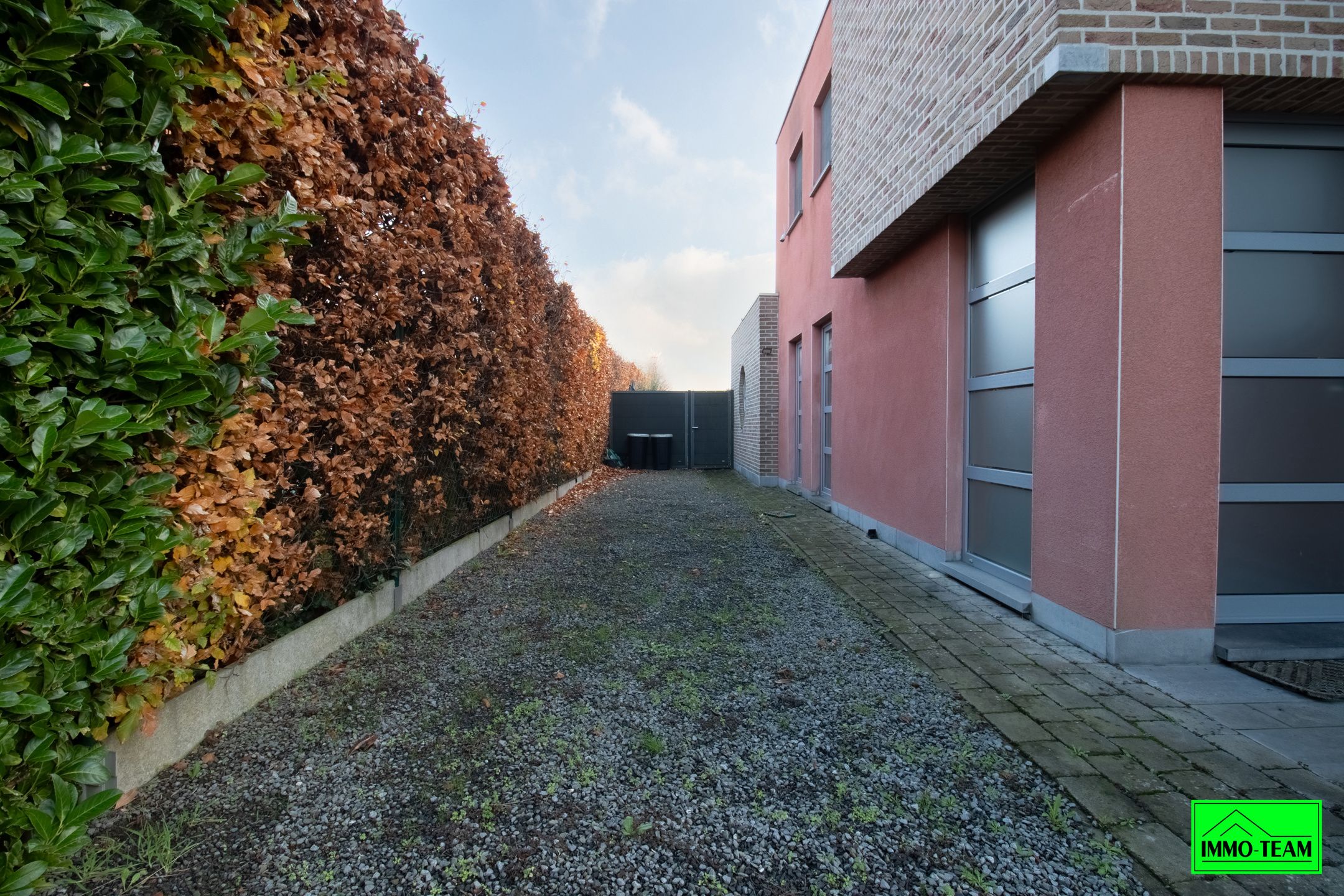 Halfopen gezinswoning met 3 ruime slaapkamers, EPC B foto 22