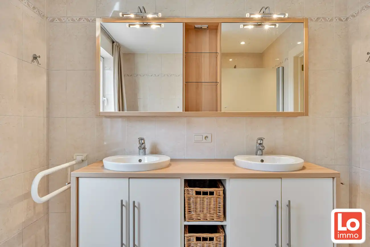 Ruim 2 slpk appartement met ZW-gericht terras op toplocatie! foto 15