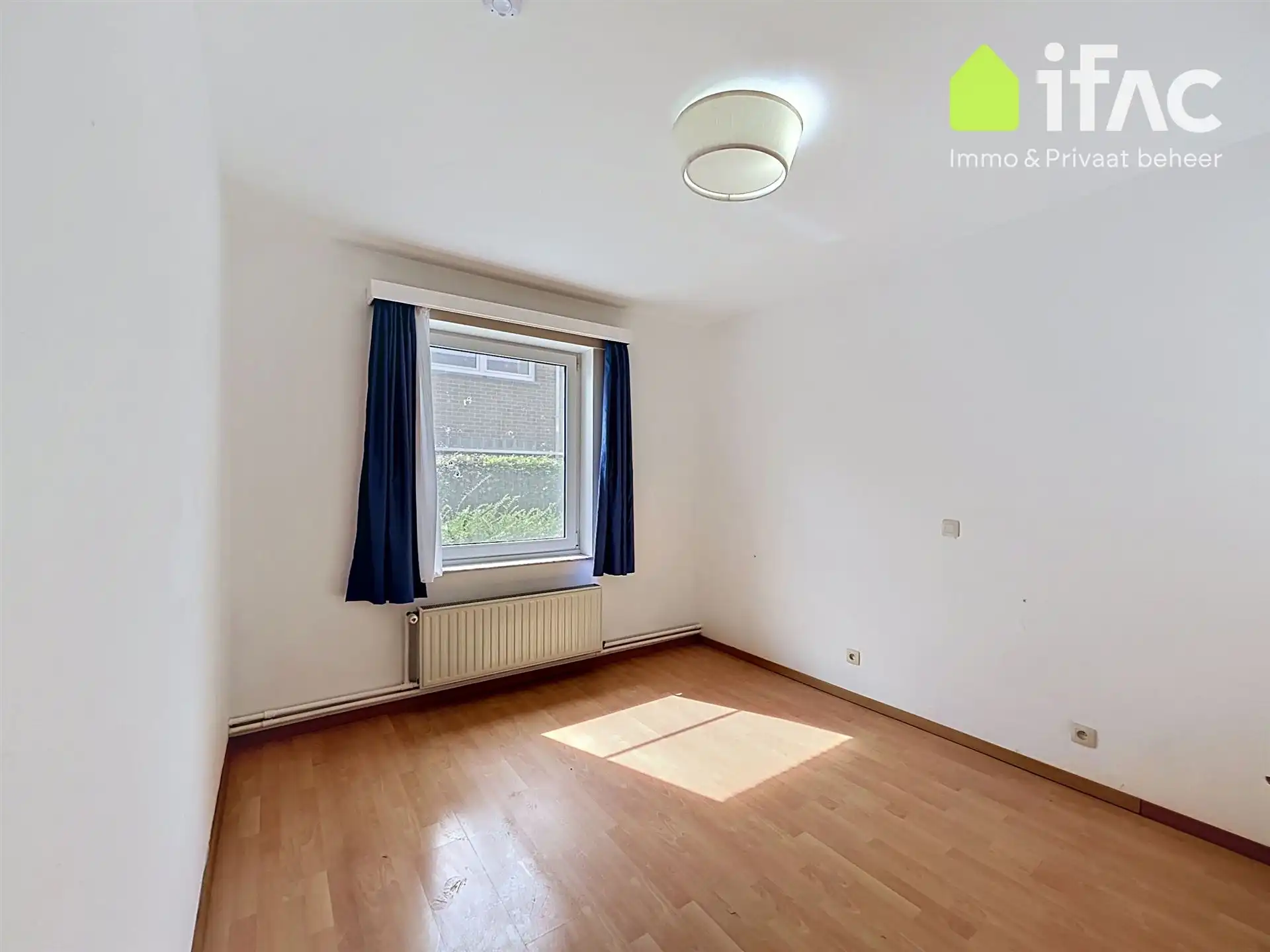 Goed gelegen 3 slaapkamer villa - vlakbij Park en centrum  foto 14