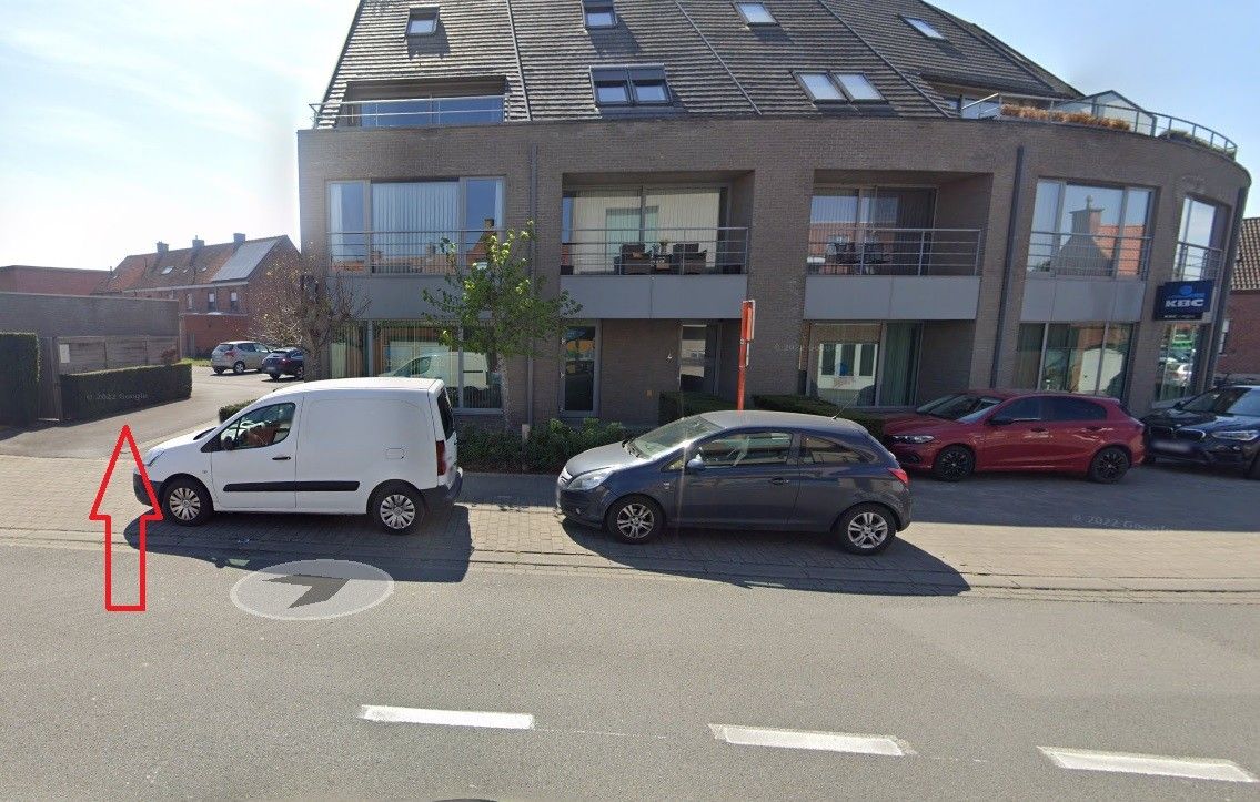 Ruime garagebox in hartje Rumbeke! foto 2