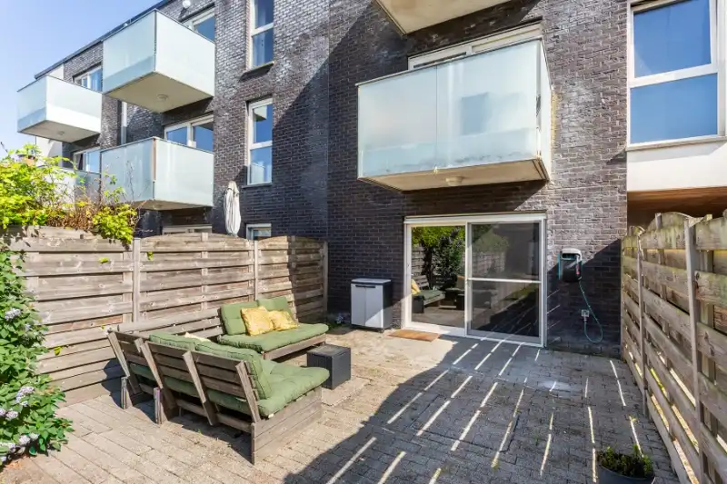 Gelijkvloers 2 slp. appartement met tuin en garage in hartje Brasschaat! foto 10