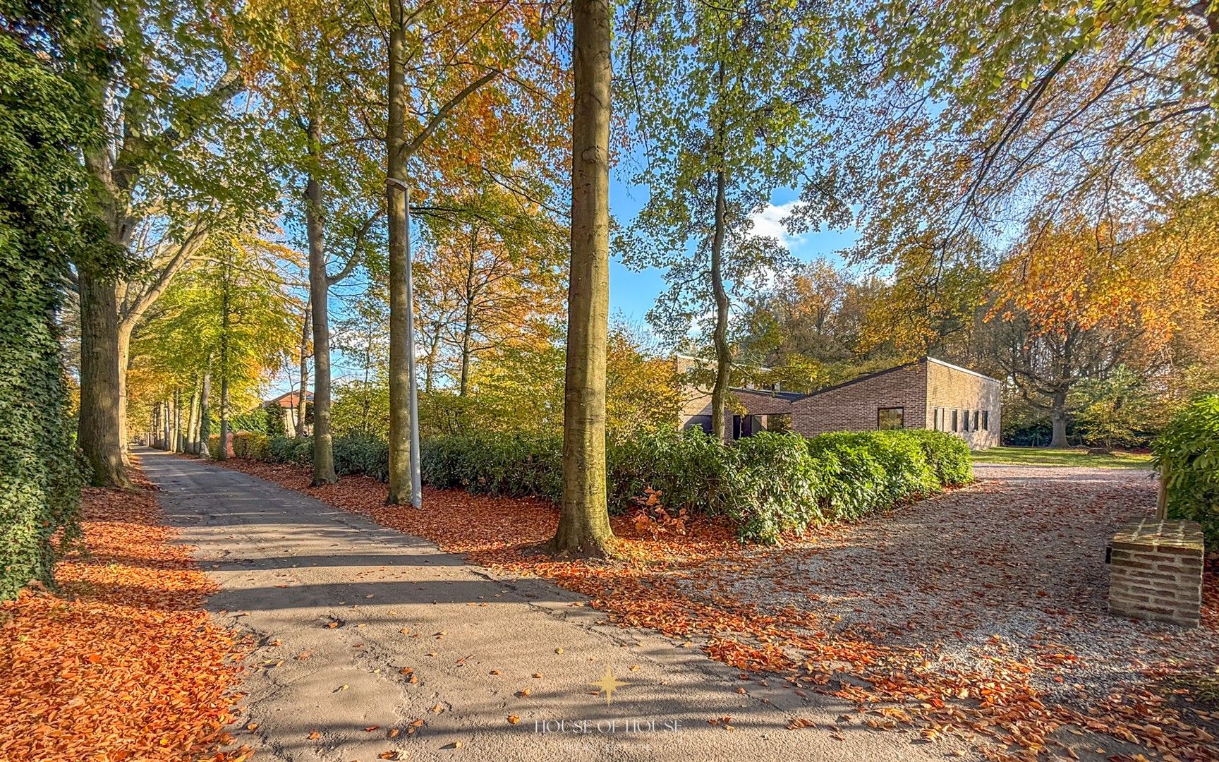 Architecturale laagbouwvilla in residentiële buurt nabij Abdij van Zevenkerken foto 31