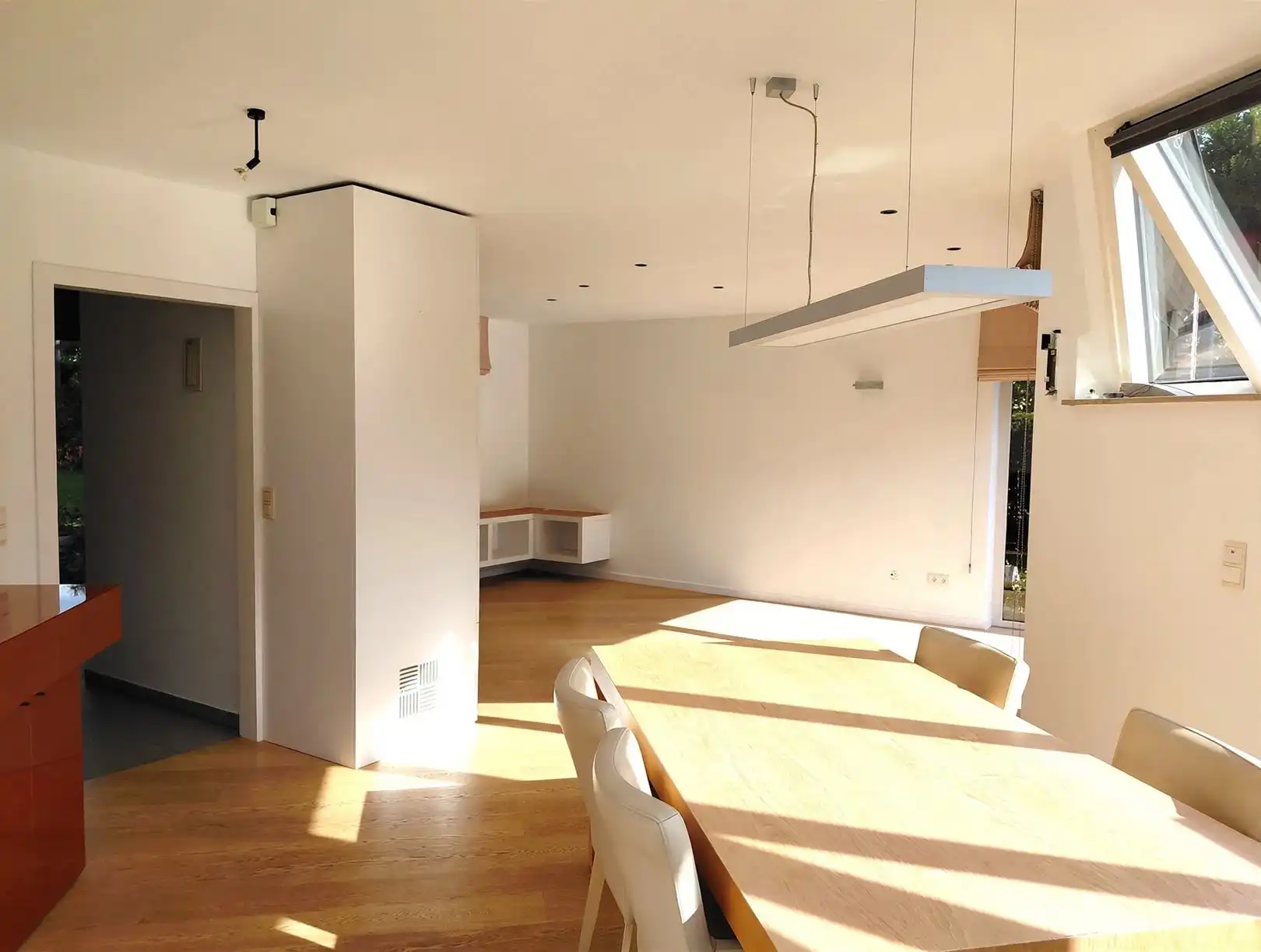 TE HUUR: Unieke woning met 3 slaapkamers en prachtige tuin te Houthalen! foto 6