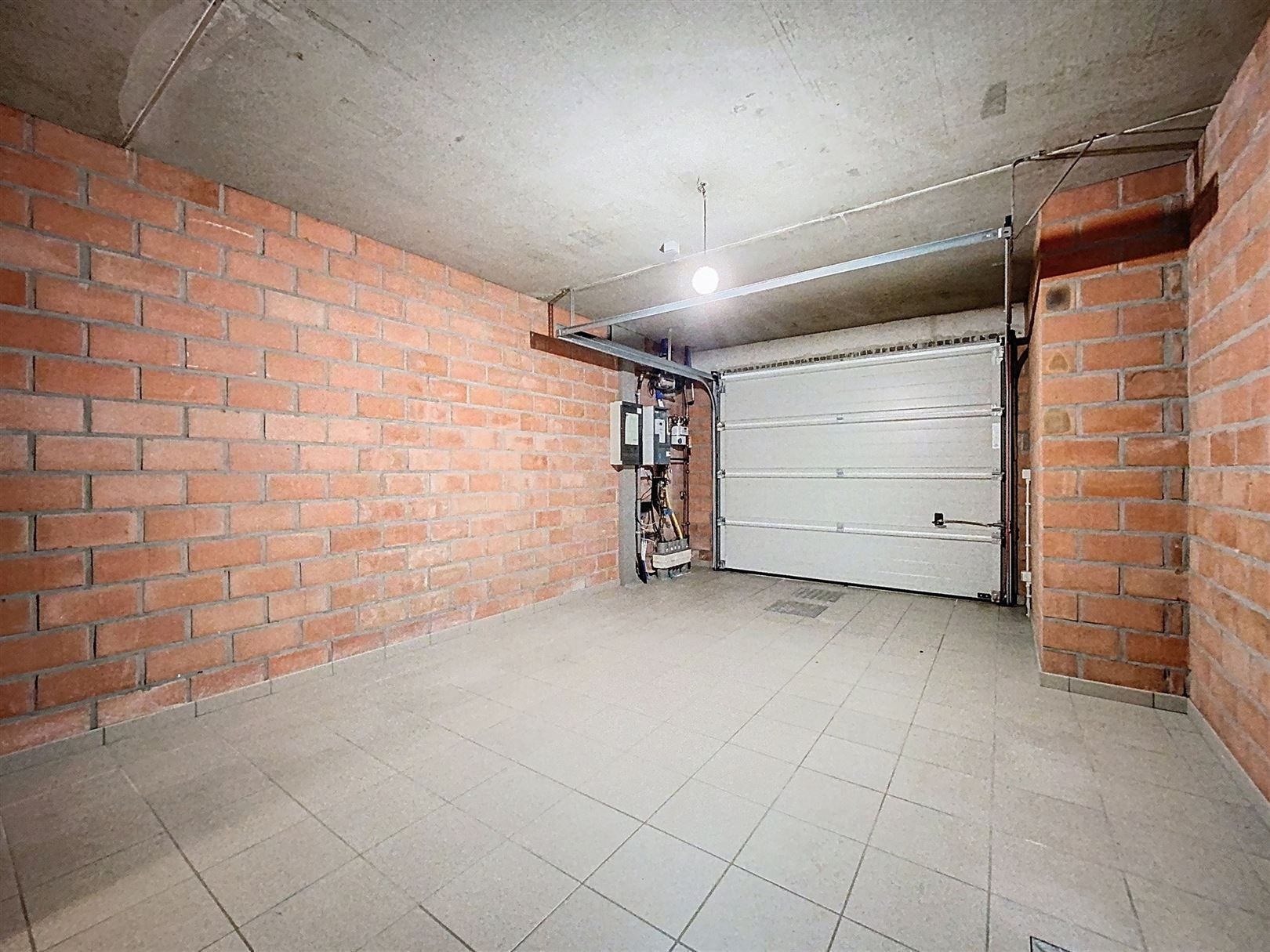 Instapklare woning nabij centrum Brasschaat  foto 15