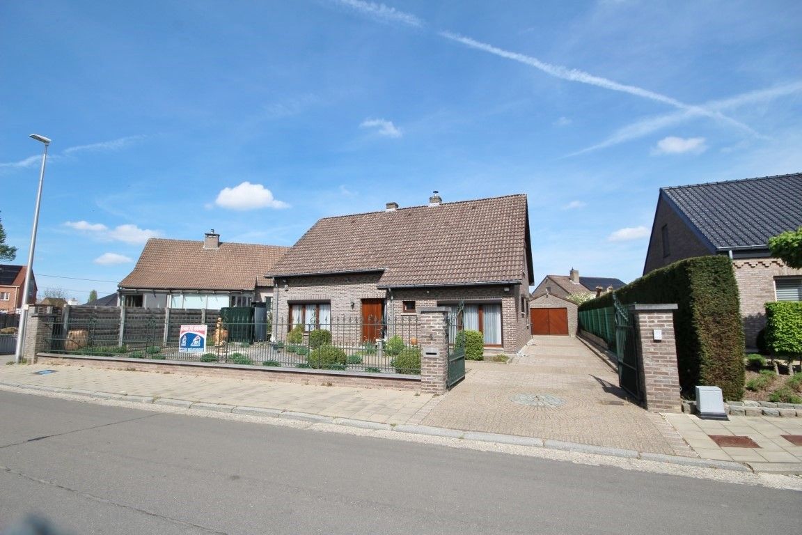 Woning op rustige locatie foto {{pictureIndex}}