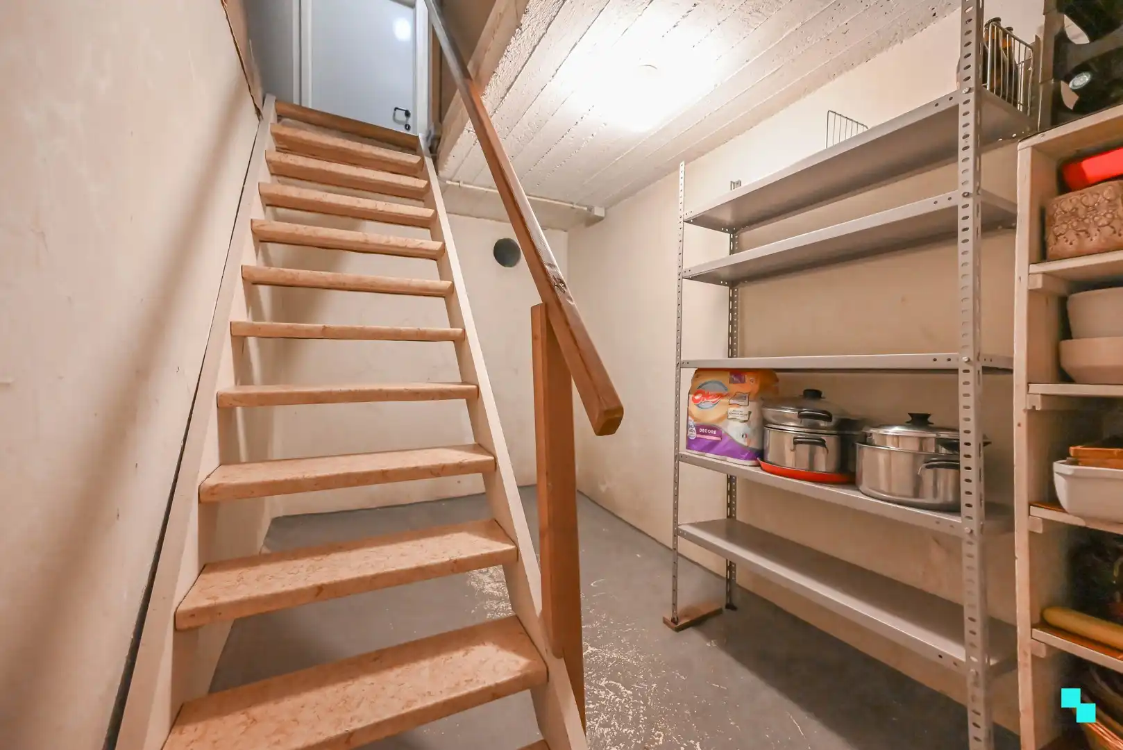 Eéngezinswoning met vier slaapkamers in de Kasteelwijk te Izegem foto 11