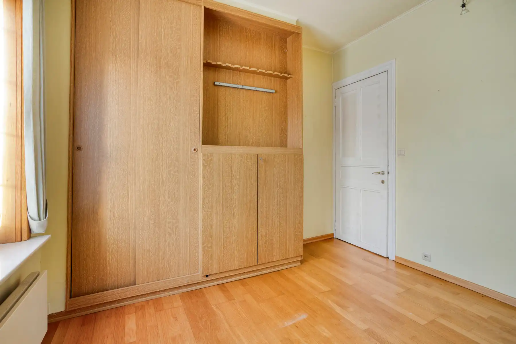 Ruime halfopen bebouwing met 4 slaapkamers! foto 21