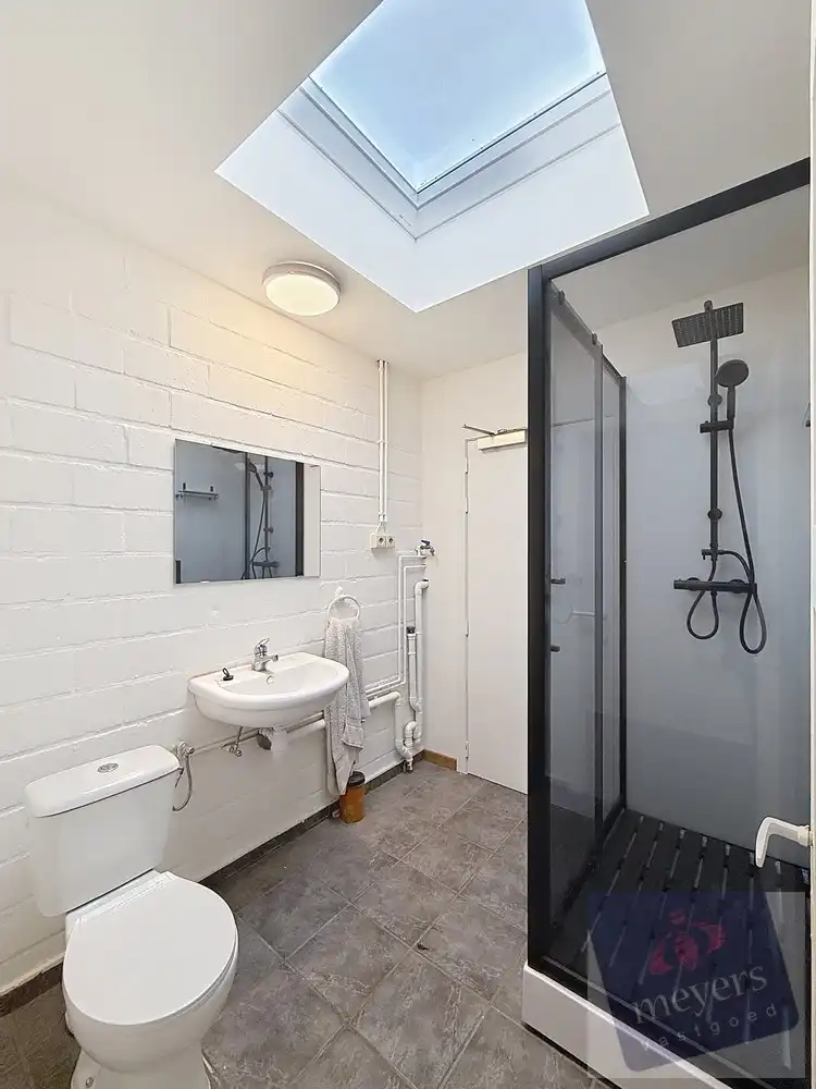 Stijlvolle halfopen bebouwing met tuin op centrale ligging in Hasselt foto 11