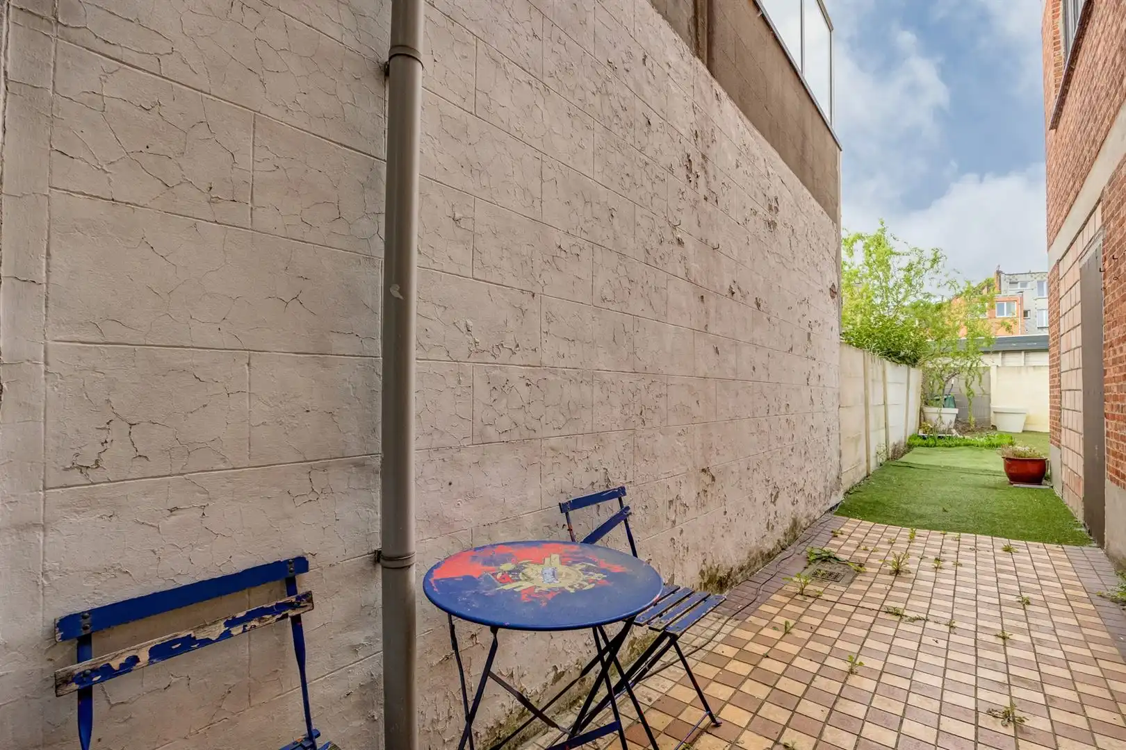 Gemeubeld appartement met tuin foto 20