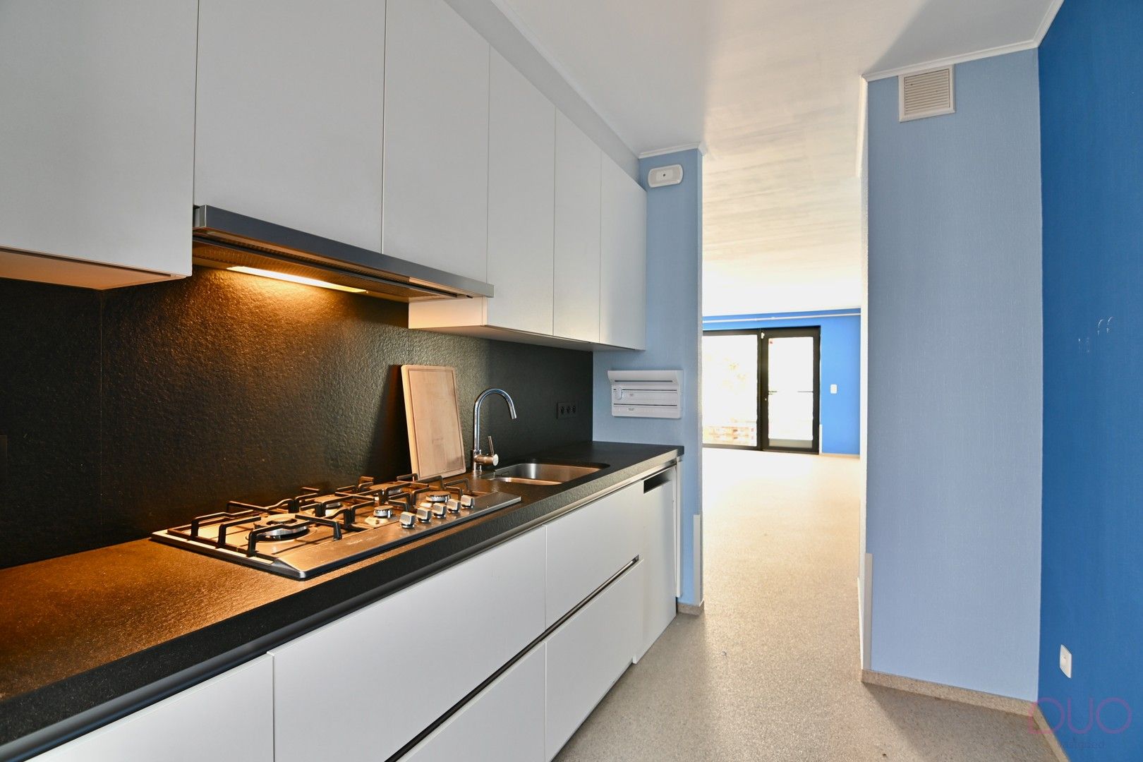 Instapklare, rustig gelegen woning in het hartje van Sint-Truiden foto 8