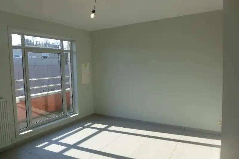 Appartement te huur foto 13