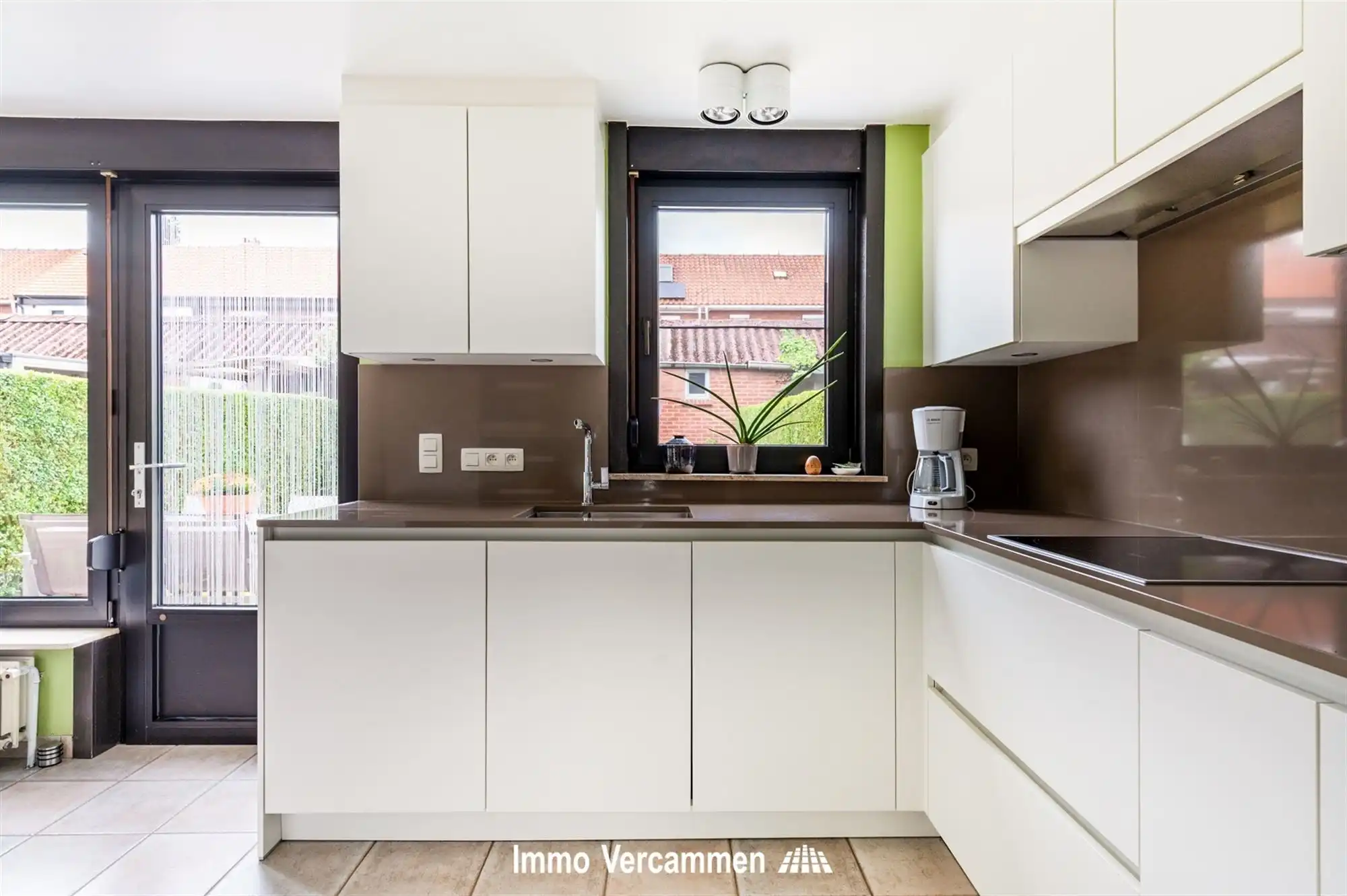 Zeer goed onderhouden woning op een A - locatie te Mechelen foto 8