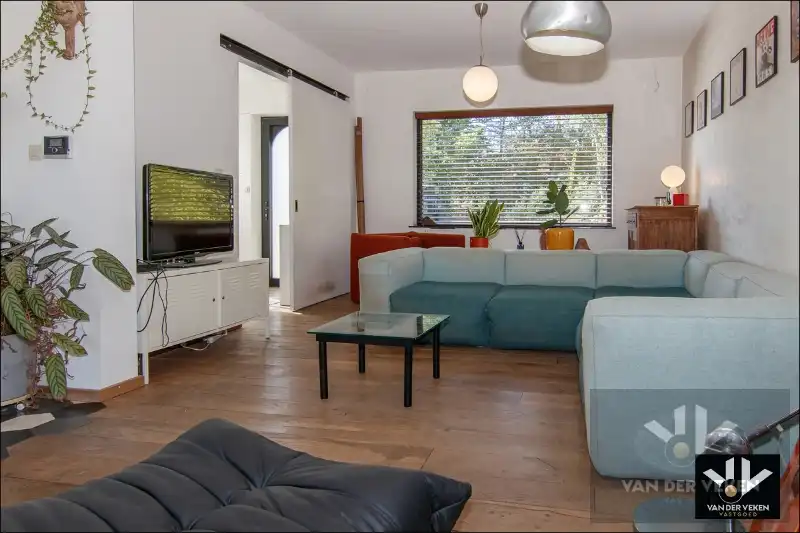 KARAKTERVOLLE WONING AAN GROENE STADSRAND foto 8