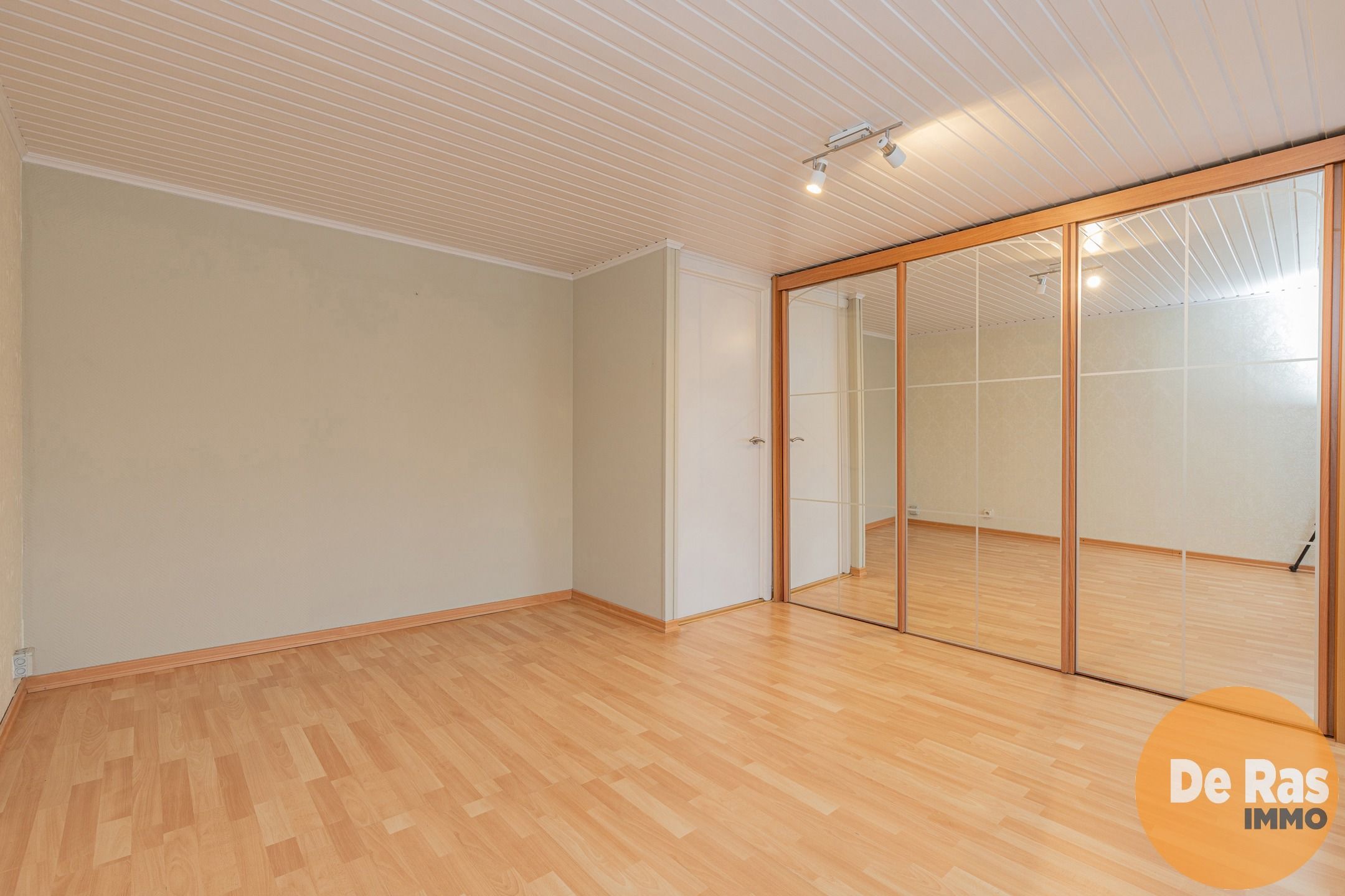 AAIGEM - Charmante instapklare woning met garage en tuin foto 15