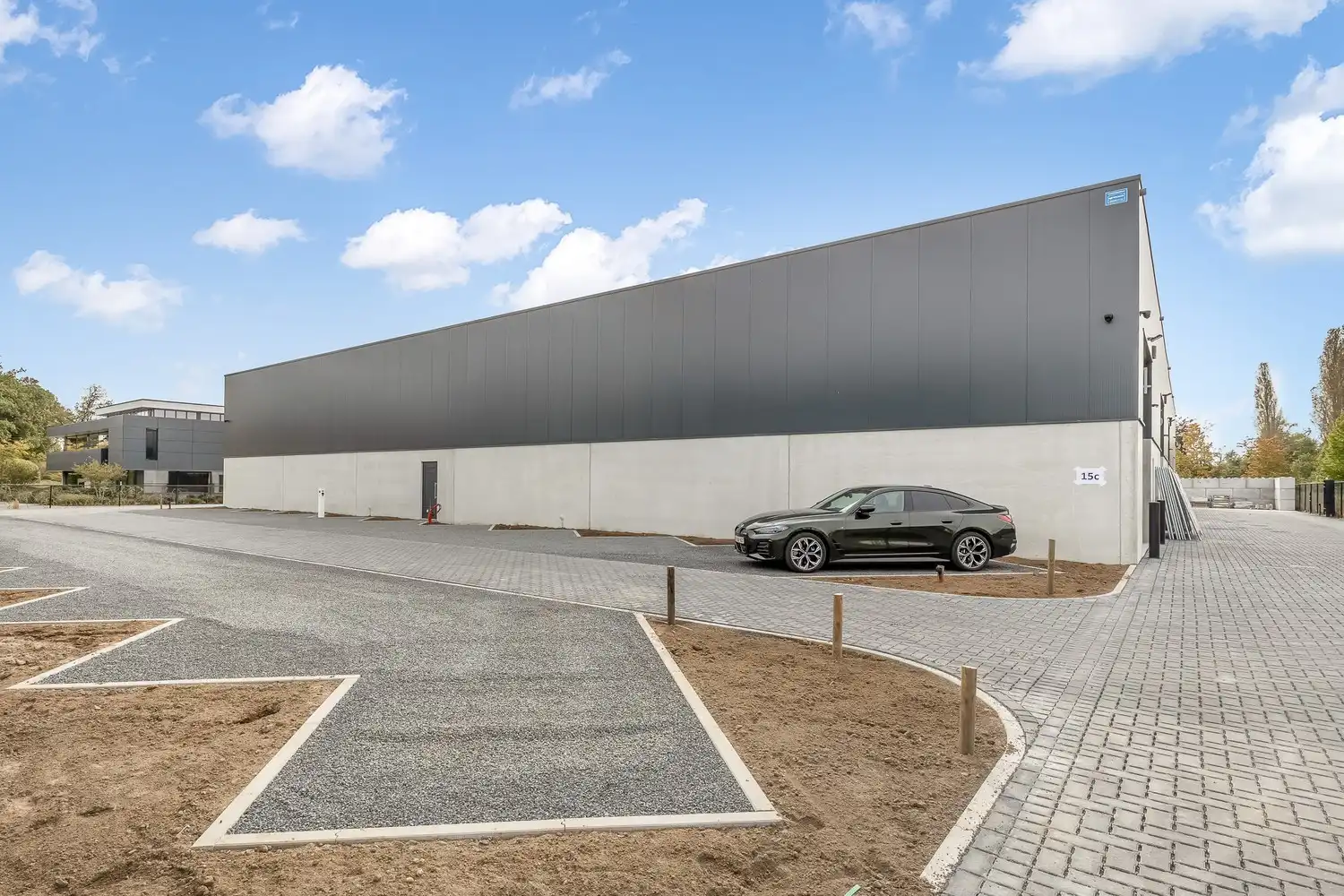 Nieuwbouw magazijn te Bonheiden foto {{pictureIndex}}