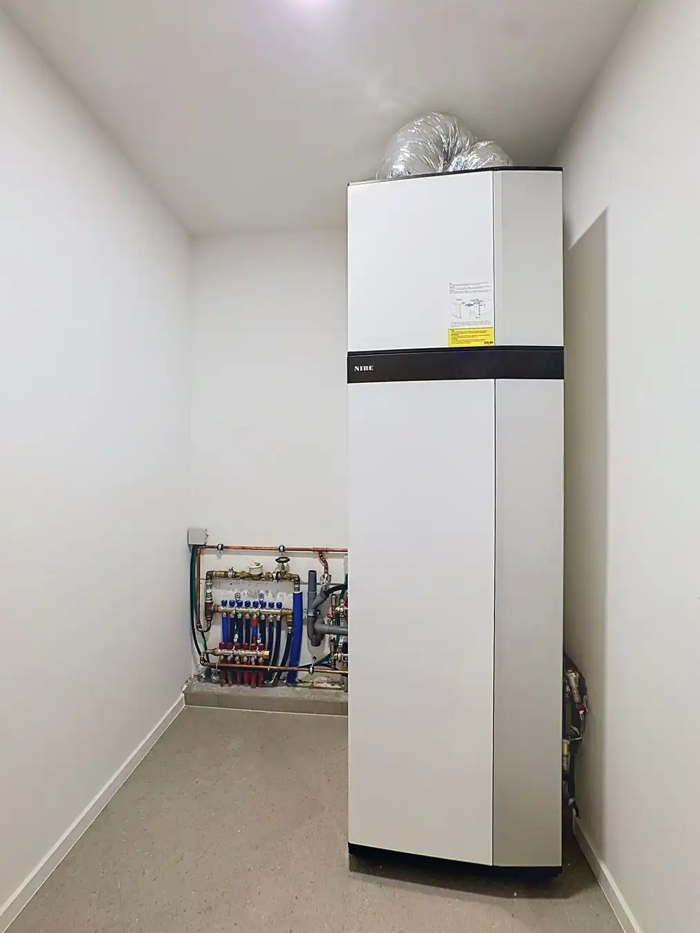 Exclusief gerenoveerd en energiezuinig app.  met 2 slpks, 2 badks én ZUIDger. terras! foto 14
