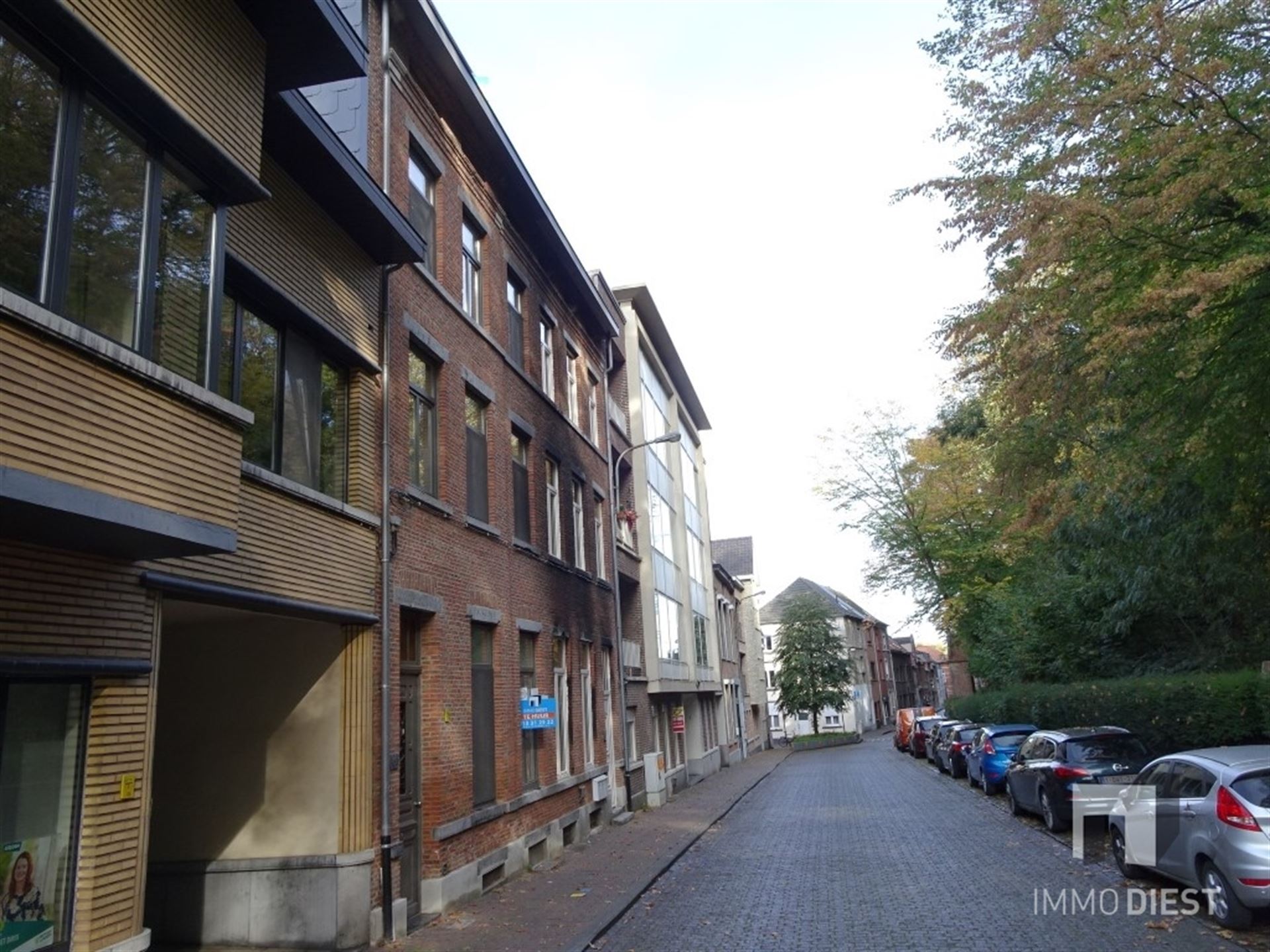 Volledig gerenoveerd appartement met 1 slaapkamer en terras foto 13