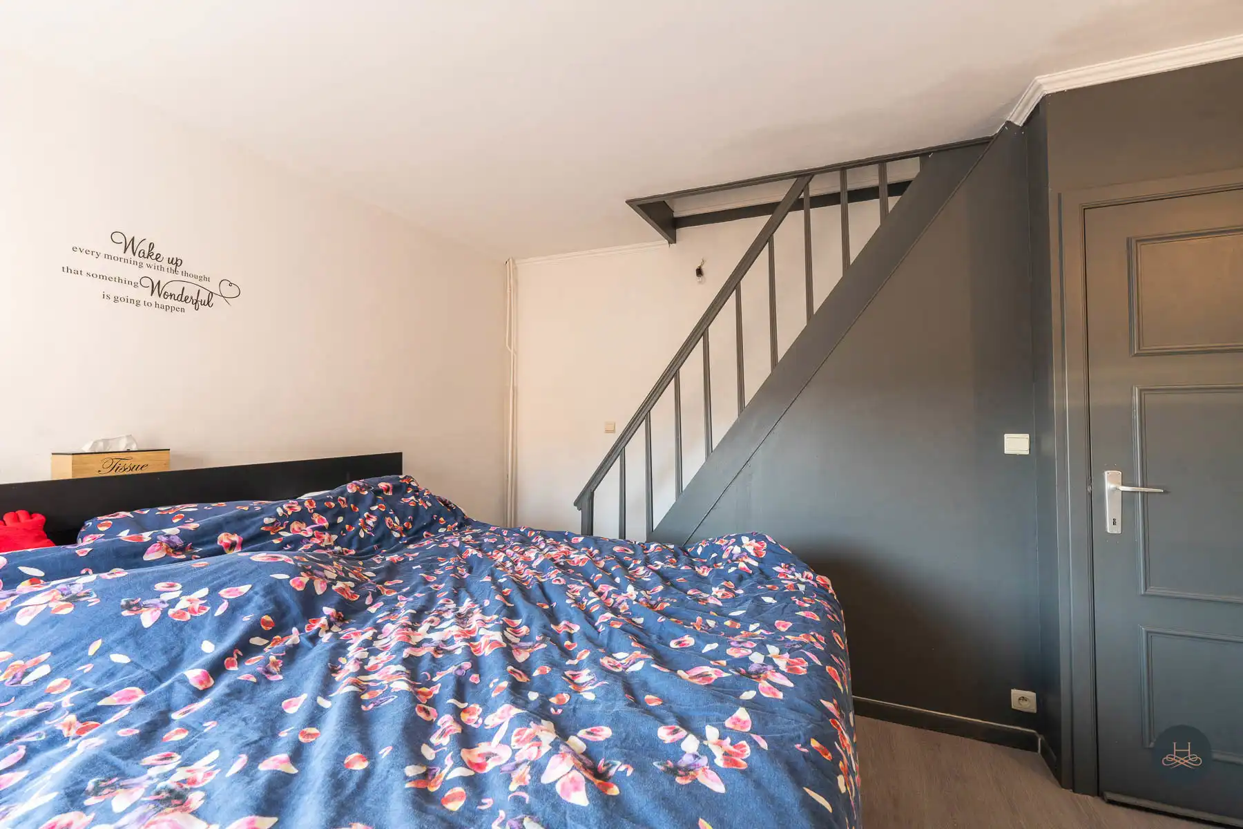 Ruime starterswoning met tuin en dubbele garage foto 14